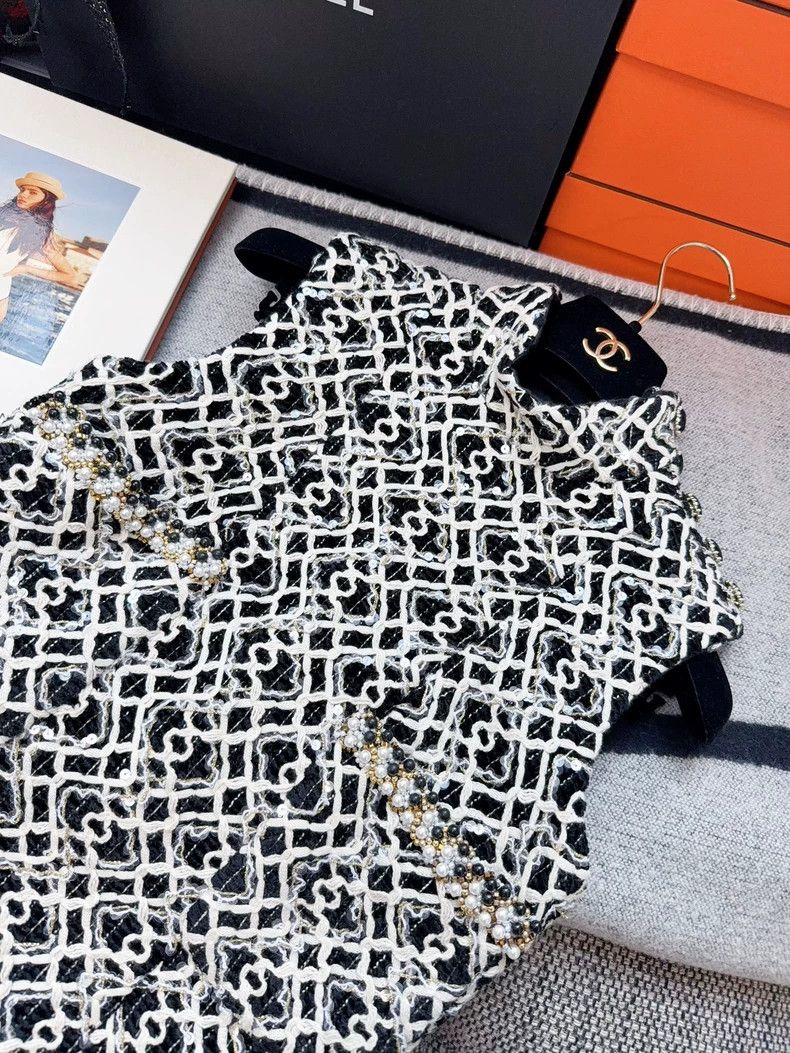Chanel Chanel Black and White Sleeveless Dress Size S / US 4 / IT 40 - 3 Thumbnail