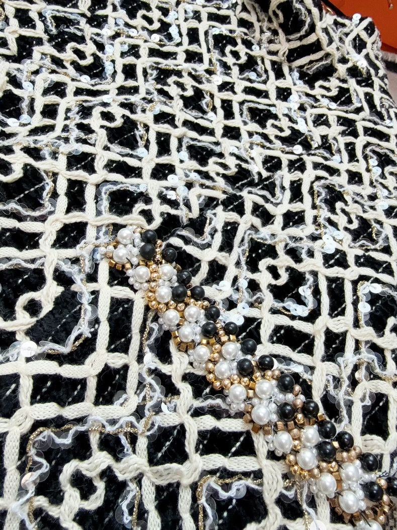 Chanel Chanel Black and White Sleeveless Dress Size S / US 4 / IT 40 - 4 Thumbnail