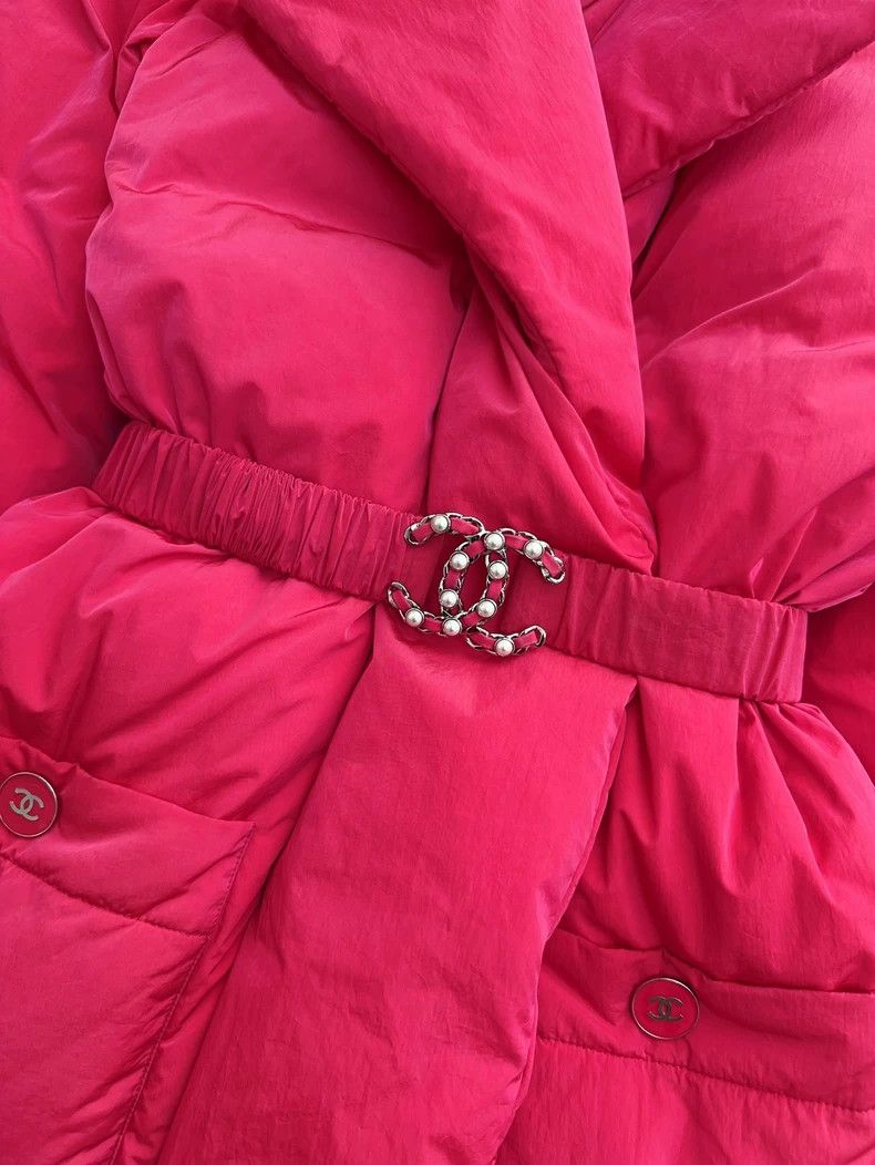 Chanel Chanel Red Long Down Jacket with Belt Size S / US 4 / IT 40 - 3 Thumbnail