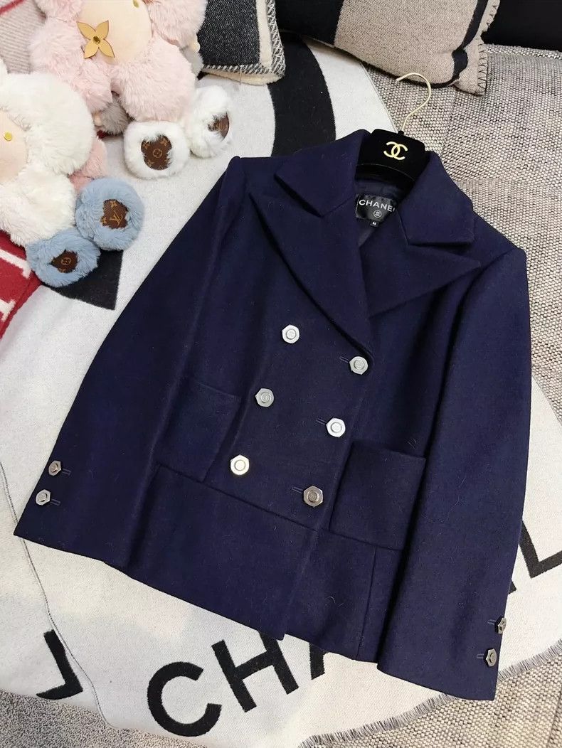 Chanel Chanel Double-Breasted Wool Blazer in Navy Size S / US 4 / IT 40 - 3 Thumbnail
