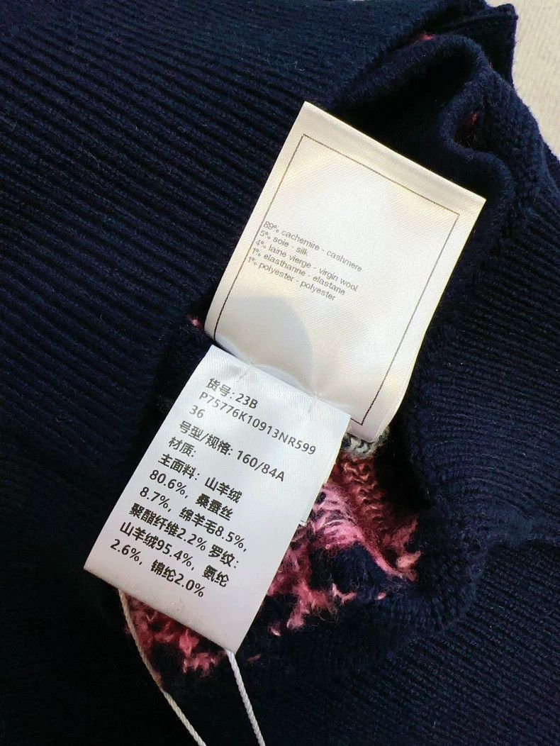 Chanel Chanel Striped Logo Cashmere Cardigan Navy Blue Size S / US 4 / IT 40 - 6 Thumbnail