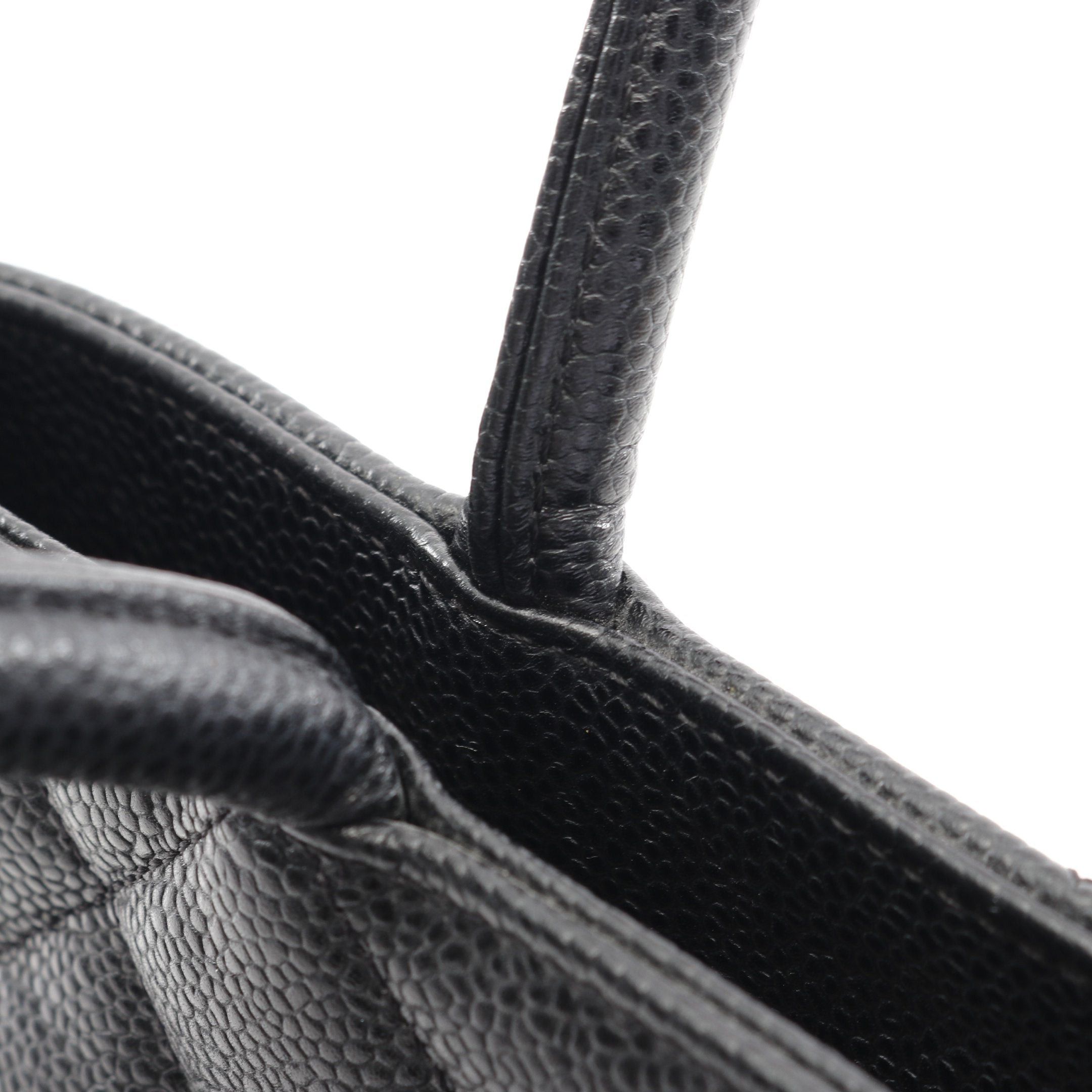Chanel Chanel Reissue Tote Handbag Bag Caviar Skin Black Gold Hardware Size ONE SIZE - 8 Thumbnail