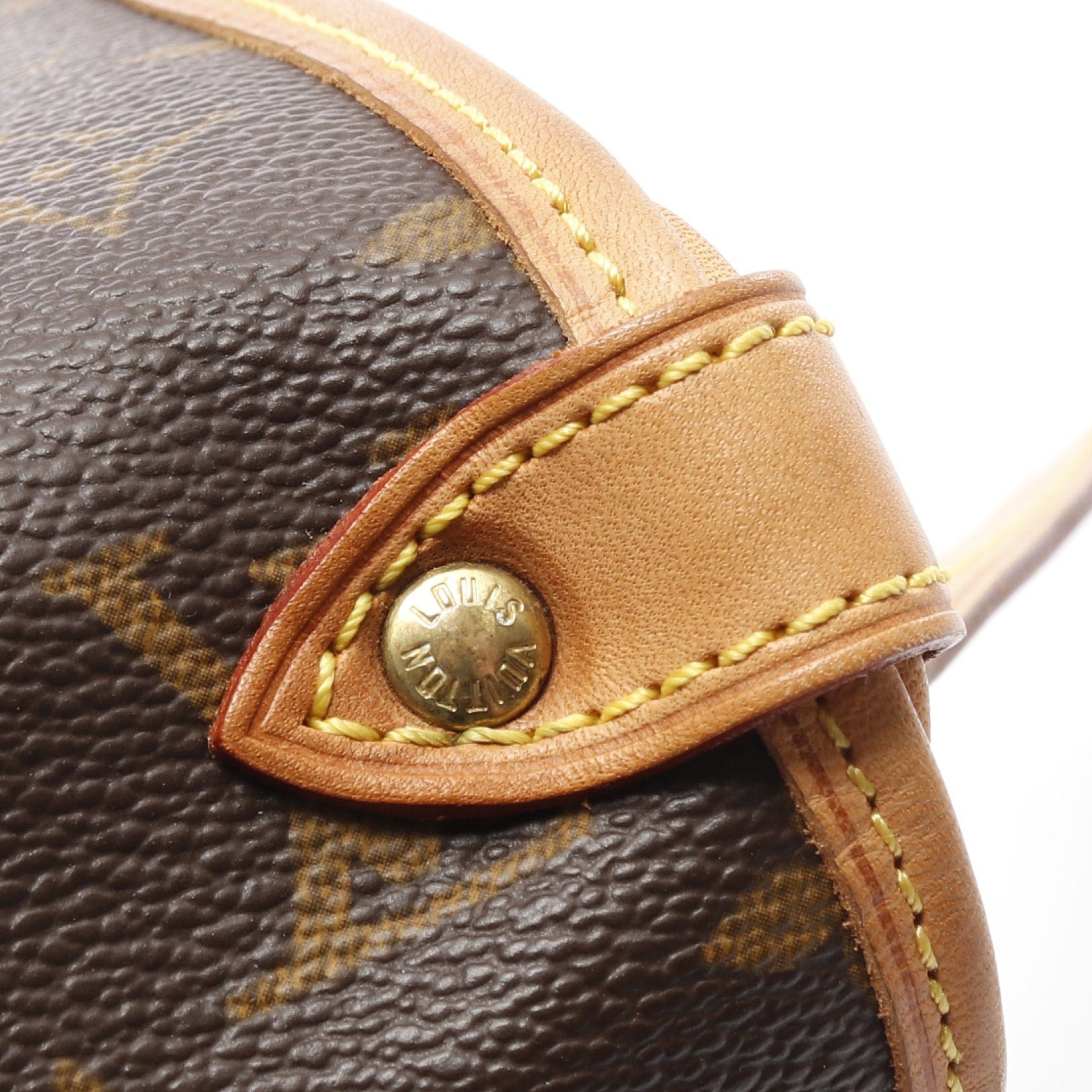 Louis Vuitton Louis Vuitton Saumur 30 Monogram Shoulder Bag Leather Brown Size ONE SIZE - 9 Thumbnail