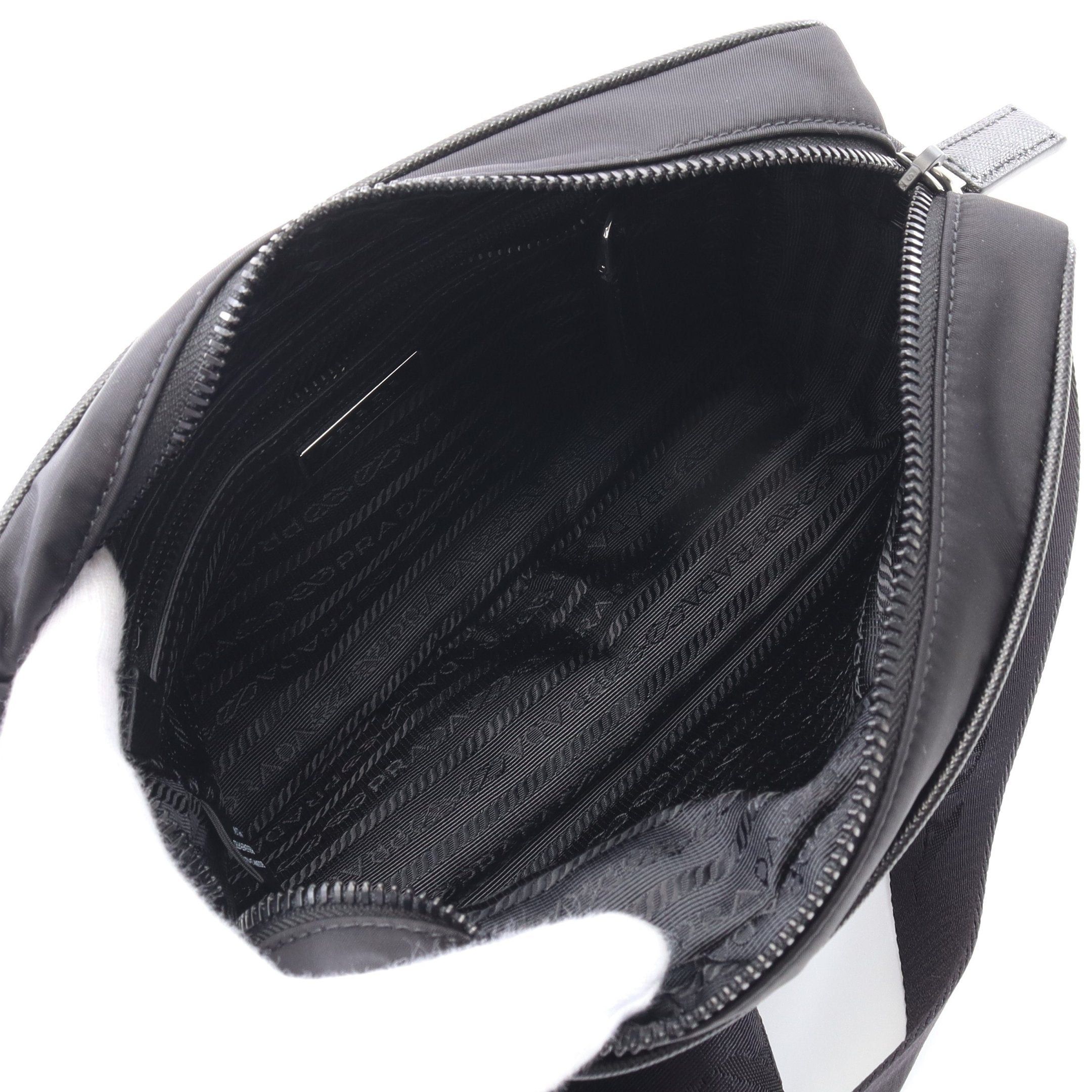 Prada Prada Re-Nylon Shoulder Bag Nylon Saffiano Leather Black Size ONE SIZE - 3 Thumbnail