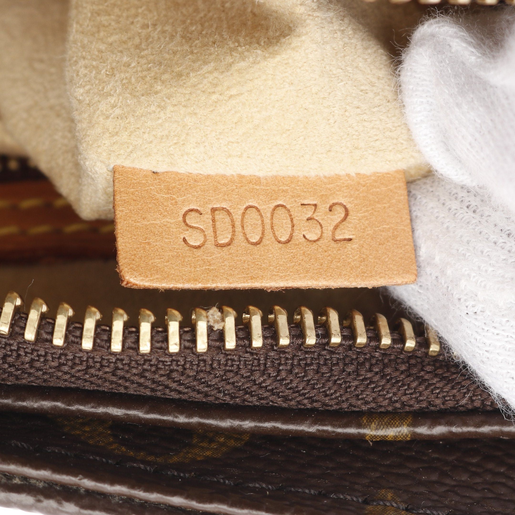 Louis Vuitton Louis Vuitton Looping Mm Monogram Shoulder Bag Leather Brown Size ONE SIZE - 5 Thumbnail
