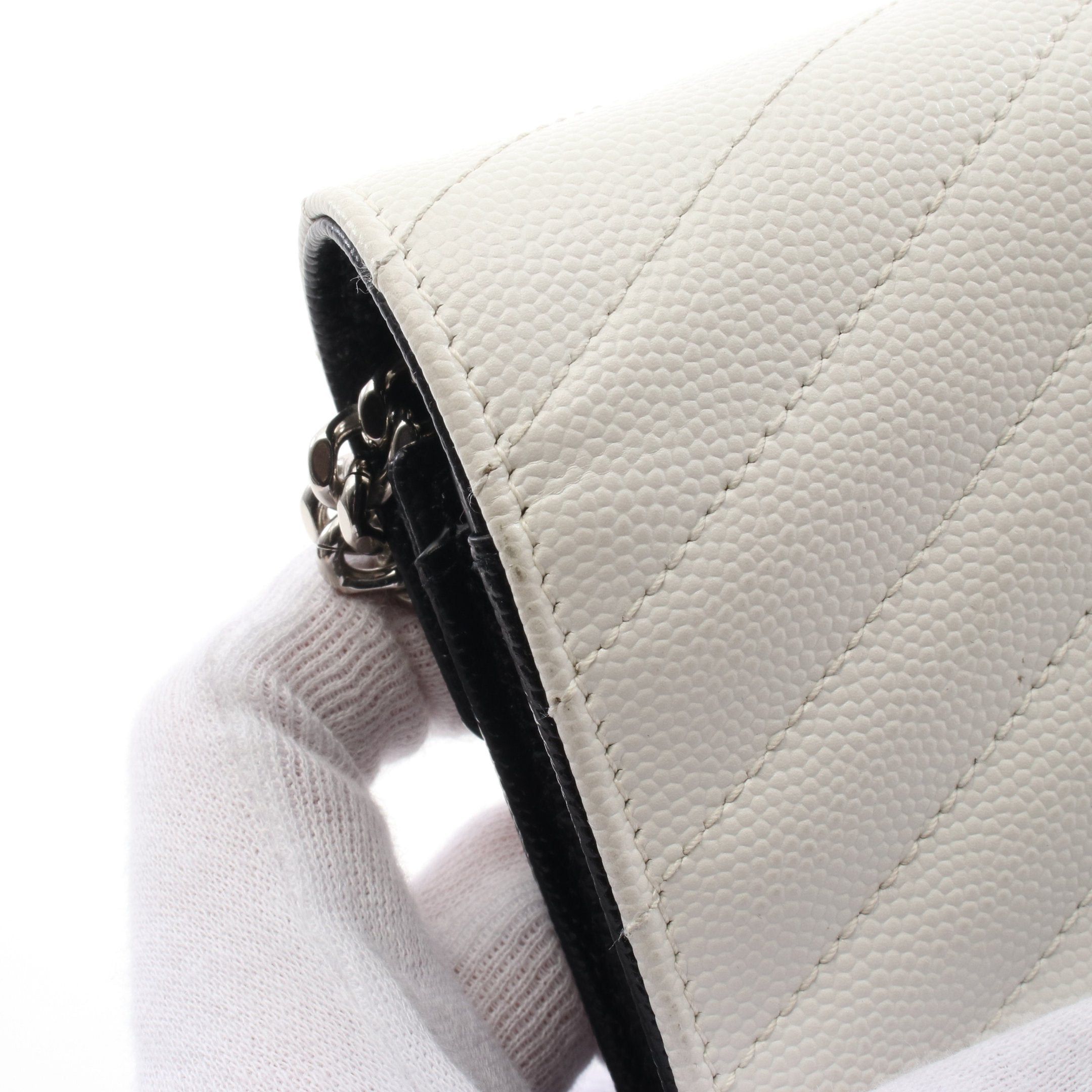 Yves Saint Laurent Yves Saint Laurent Cassandra Classic Chain Wallet Leather Off White Black Size ONE SIZE - 7 Thumbnail