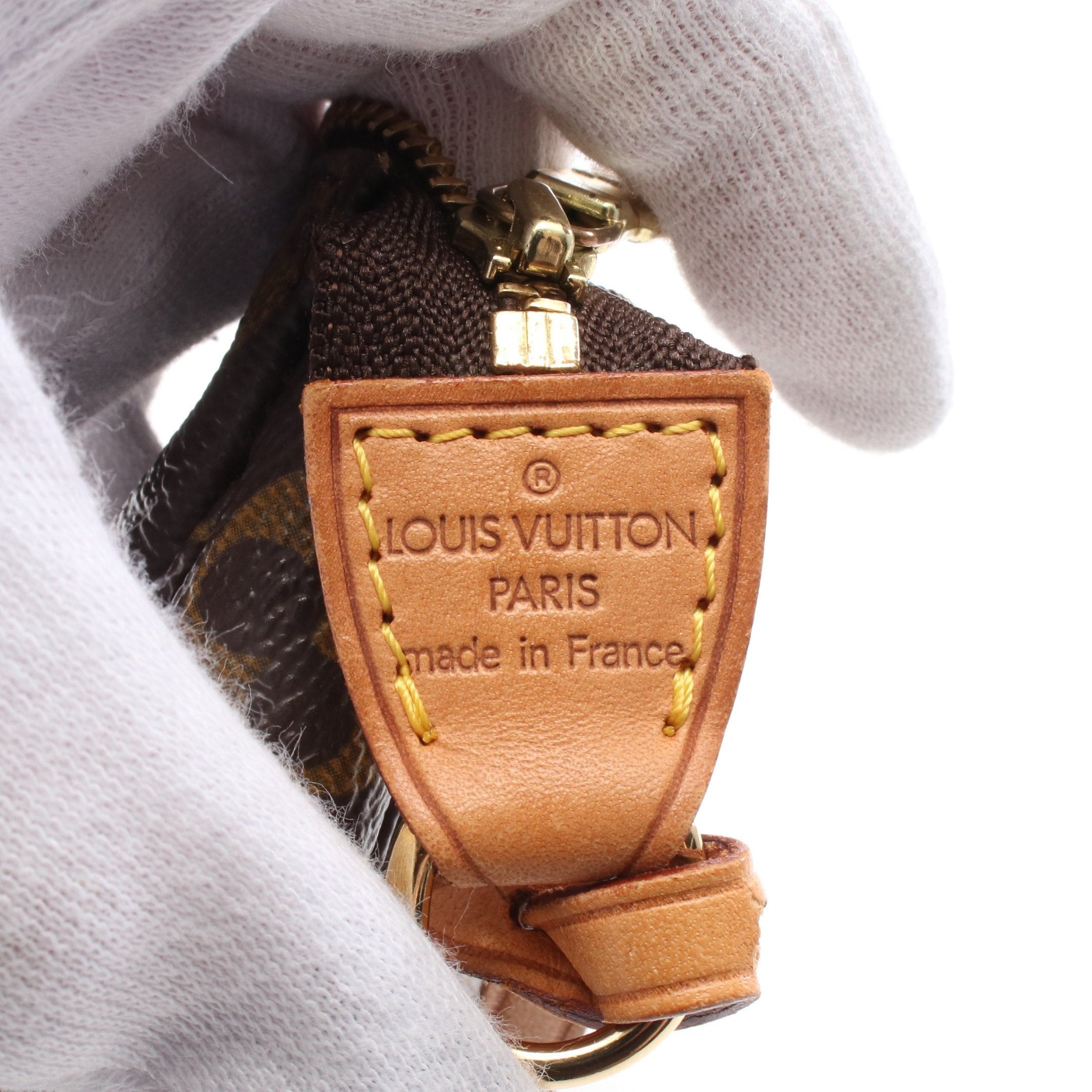 Louis Vuitton Louis Vuitton Pochette Accessoires Monogram Handbag Leather Brown Size ONE SIZE - 4 Thumbnail