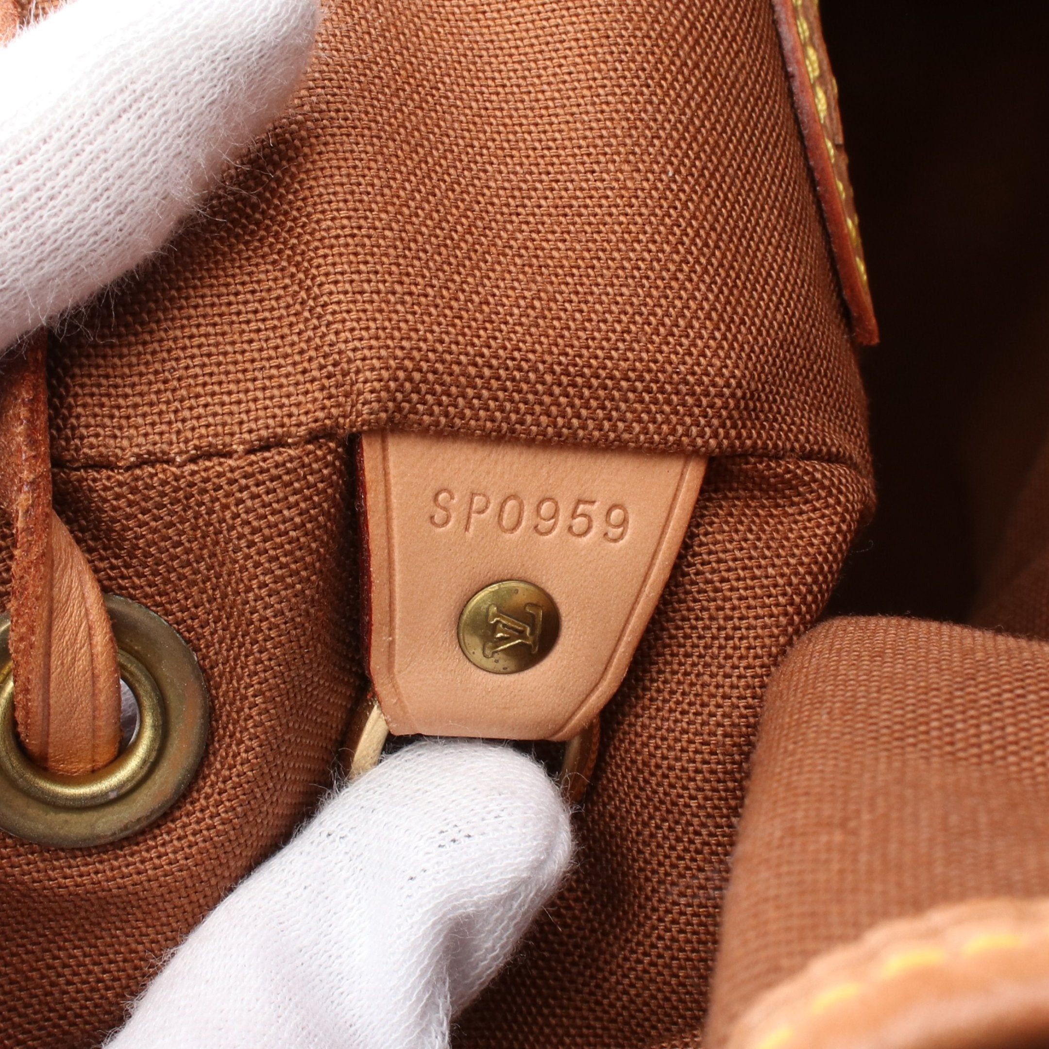 Louis Vuitton Louis Vuitton Montsouris Gm Monogram Backpack Rucksack Leather Brown Size ONE SIZE - 5 Thumbnail