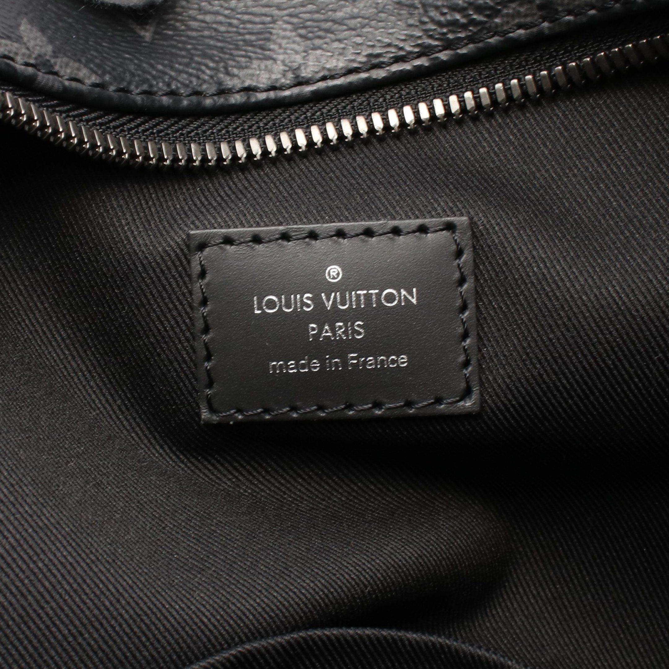 Louis Vuitton Louis Vuitton Apollo Monogram Eclipse Backpack Rucksack Leather Black Size ONE SIZE - 4 Thumbnail