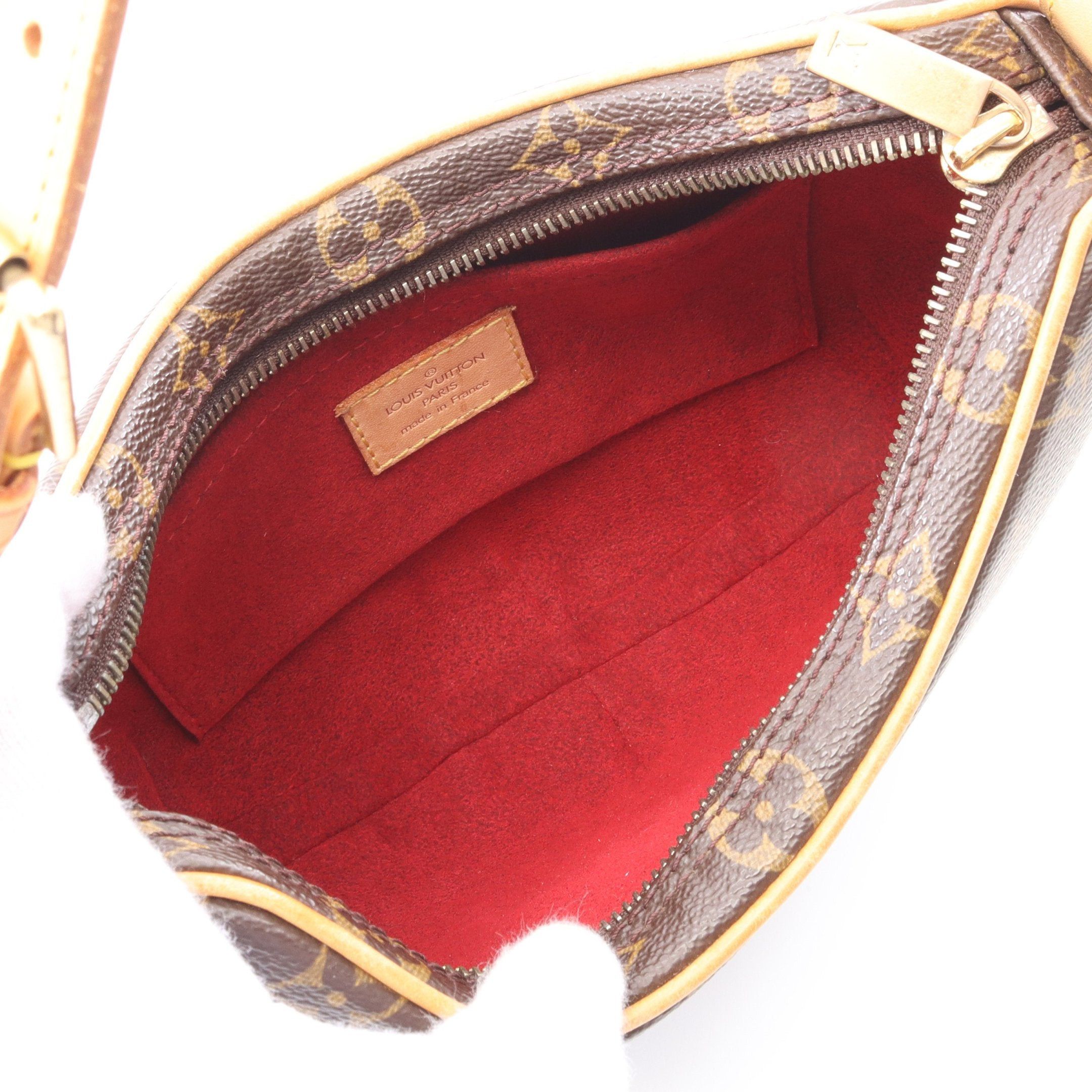 Louis Vuitton Louis Vuitton Pochette Croissant Monogram Shoulder Bag Leather Brown Size ONE SIZE - 3 Thumbnail