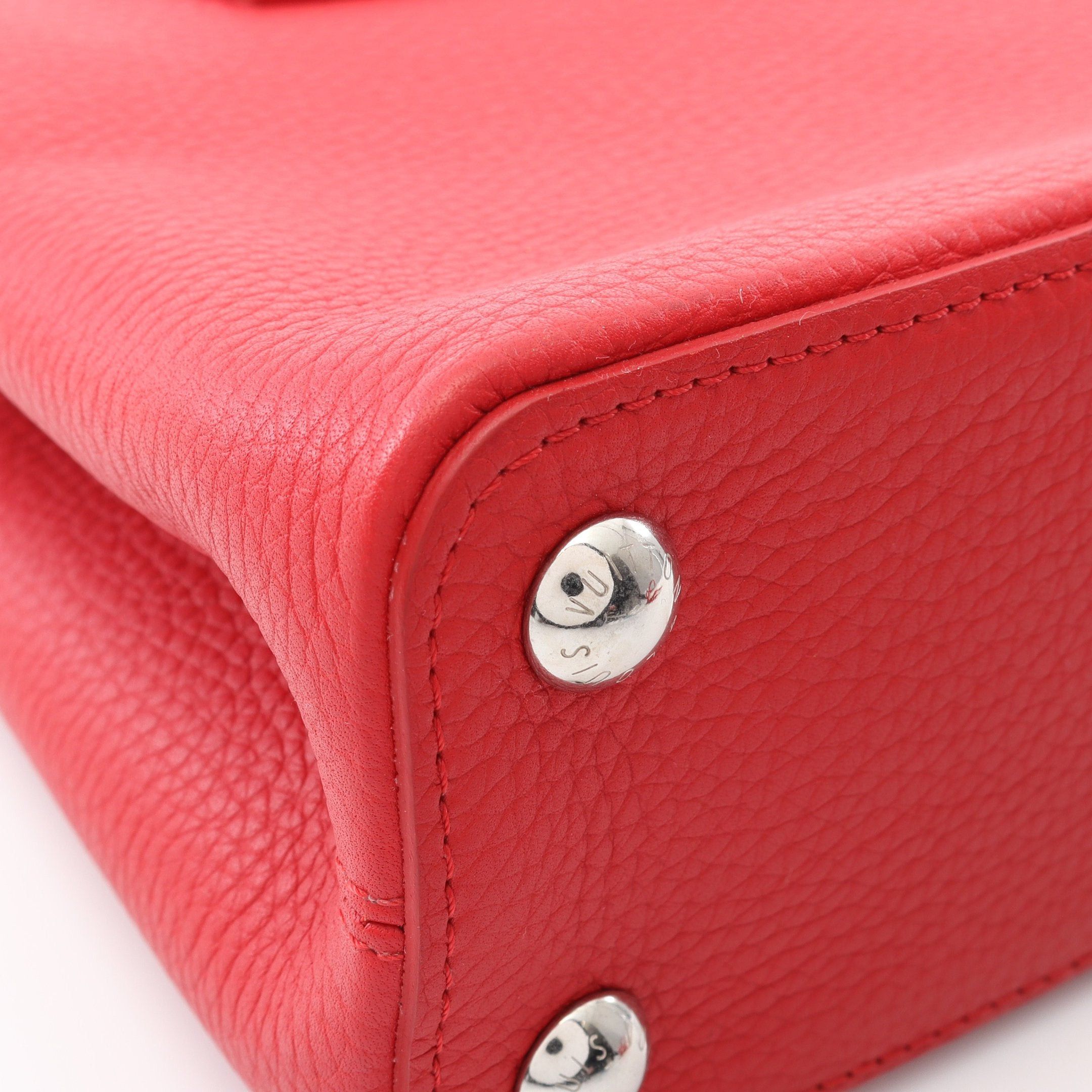 Louis Vuitton Louis Vuitton Capucines Bb Ruby Handbag Leather Red Size ONE SIZE - 5 Thumbnail
