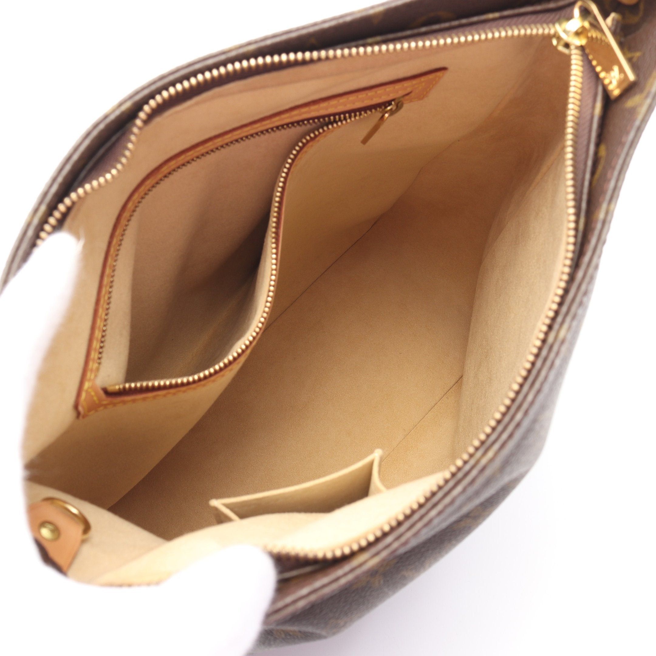 Louis Vuitton Louis Vuitton Looping Gm Monogram Shoulder Bag Leather Brown Size ONE SIZE - 3 Thumbnail