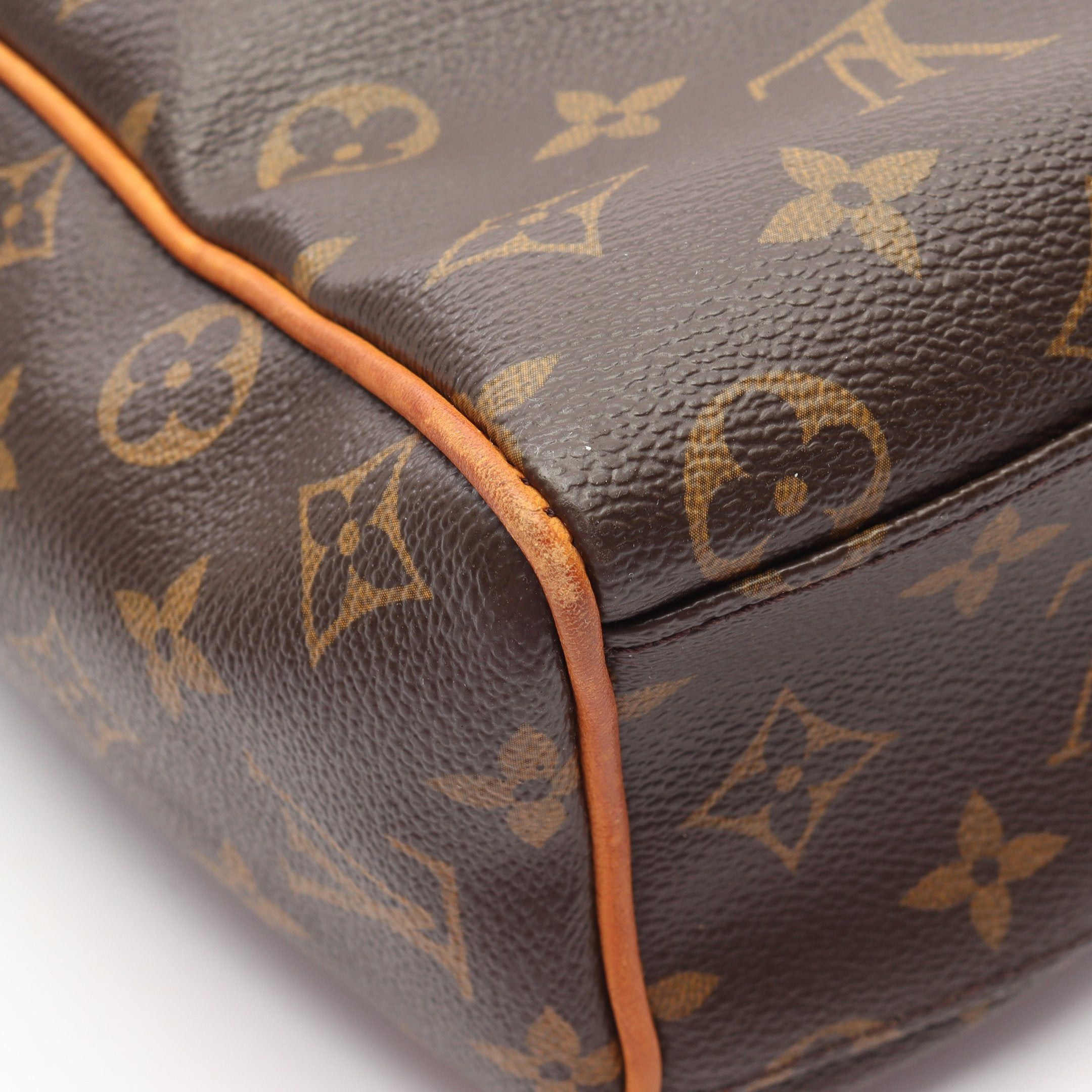 Louis Vuitton Louis Vuitton Aves Monogram Shoulder Bag Leather Brown Size ONE SIZE - 7 Thumbnail