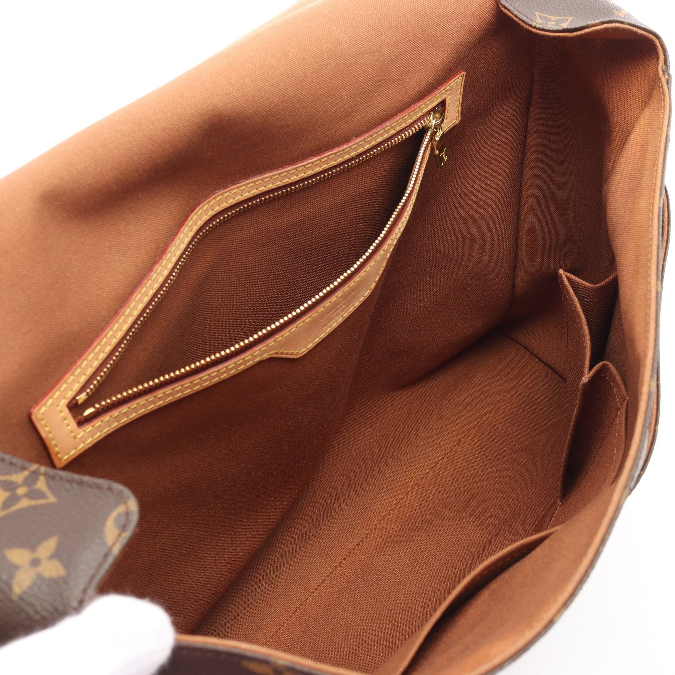 Louis Vuitton Louis Vuitton Aves Monogram Shoulder Bag Leather Brown Size ONE SIZE - 3 Thumbnail