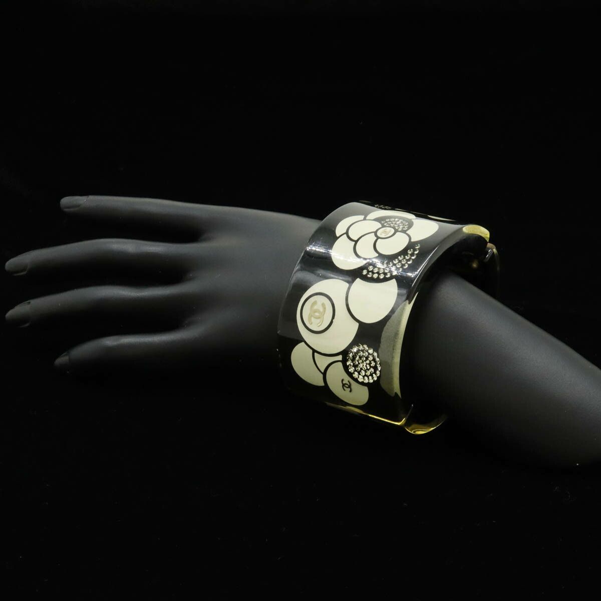 Chanel Chanel Chanel Camellia Bracelet Plastic Bangle Size ONE SIZE - 6 Thumbnail
