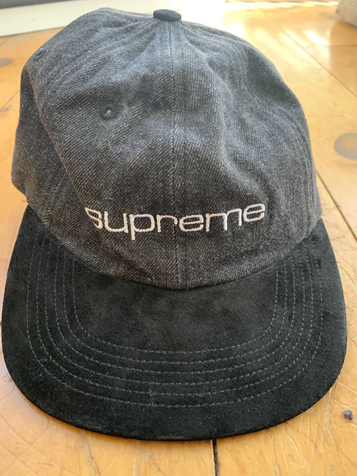 Supreme Supreme Denim Suede Compact logo 6 panel hat MINT