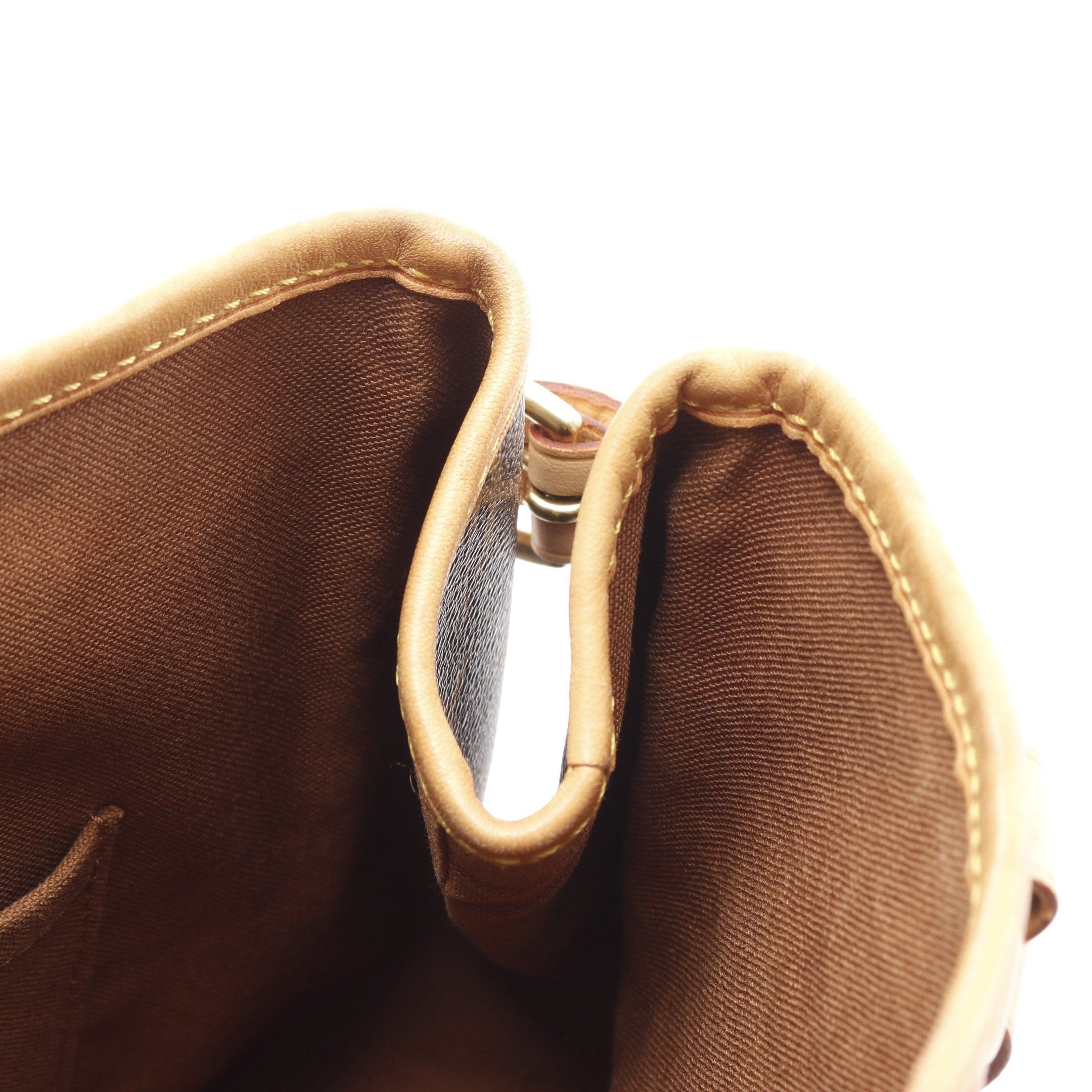 Louis Vuitton Louis Vuitton Batignolles Monogram Handbag Leather Brown Size ONE SIZE - 7 Thumbnail