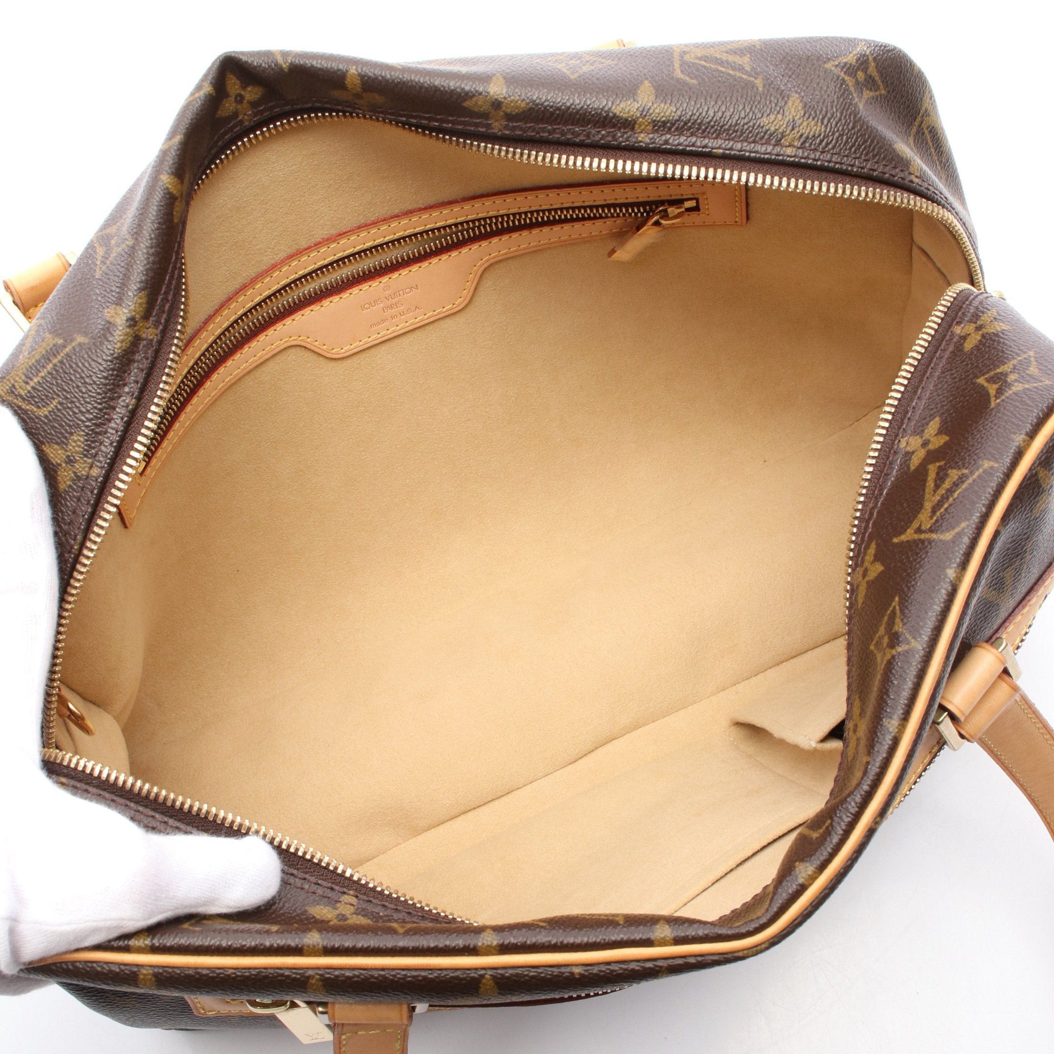Louis Vuitton Louis Vuitton Cite Gm Monogram Shoulder Bag Leather Brown Size ONE SIZE - 3 Thumbnail