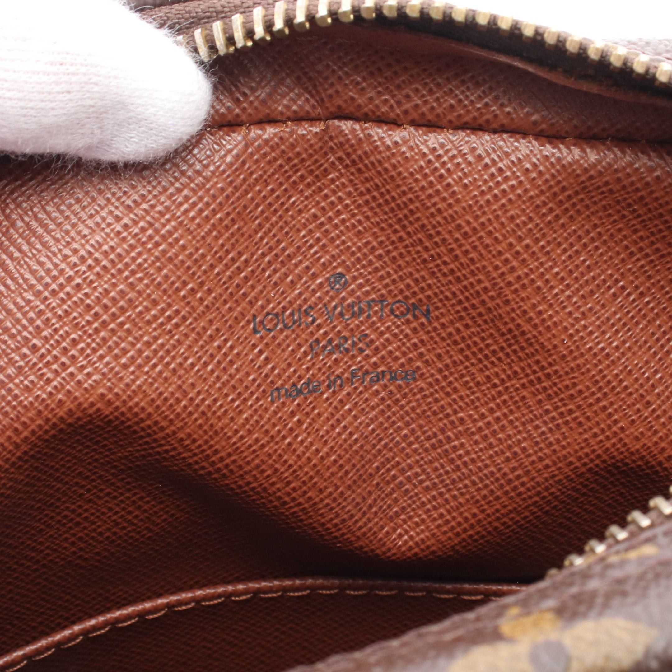 Louis Vuitton Louis Vuitton Amazon Monogram Shoulder Bag Leather Brown Size ONE SIZE - 4 Thumbnail