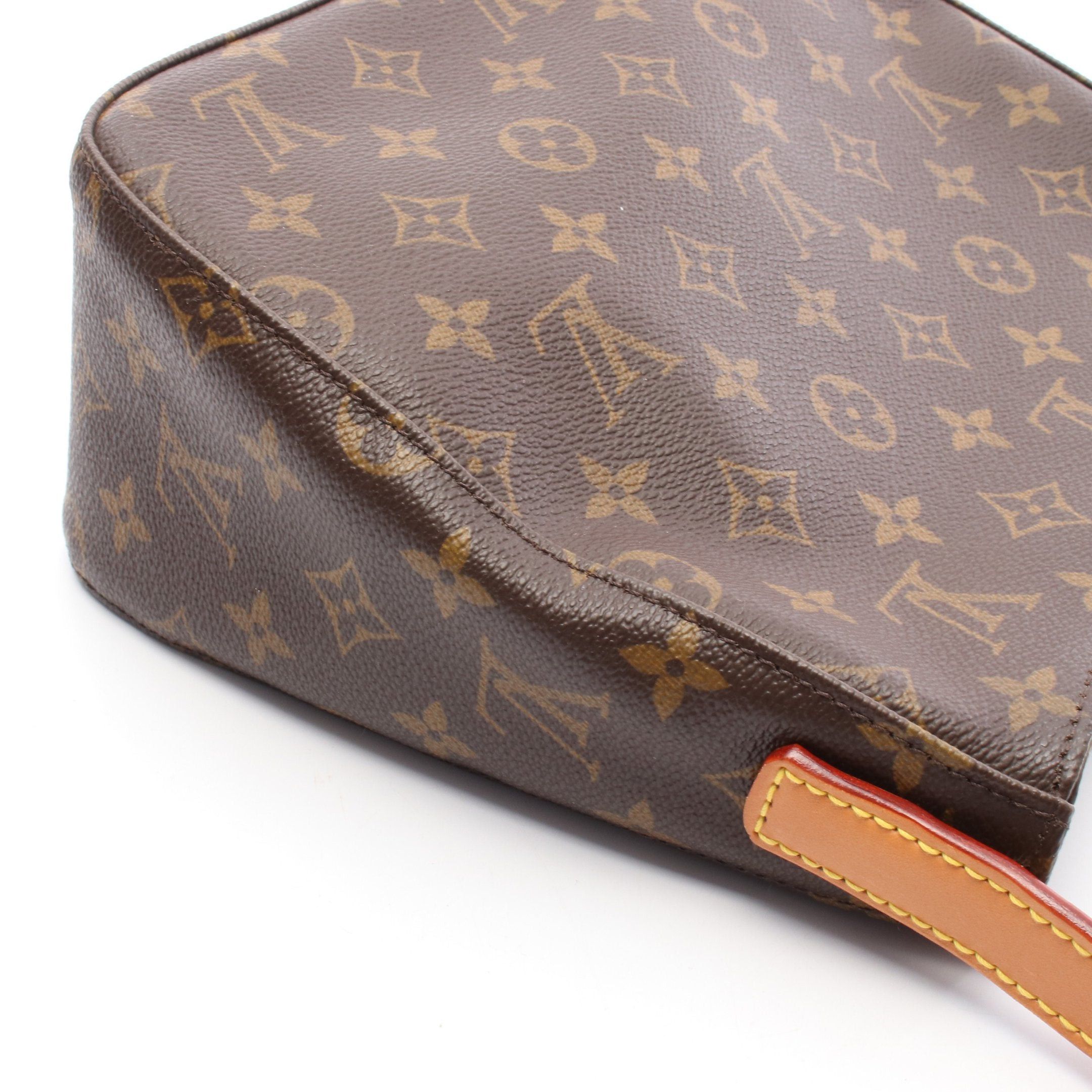 Louis Vuitton Louis Vuitton Looping Mm Monogram Shoulder Bag Leather Brown Size ONE SIZE - 7 Thumbnail
