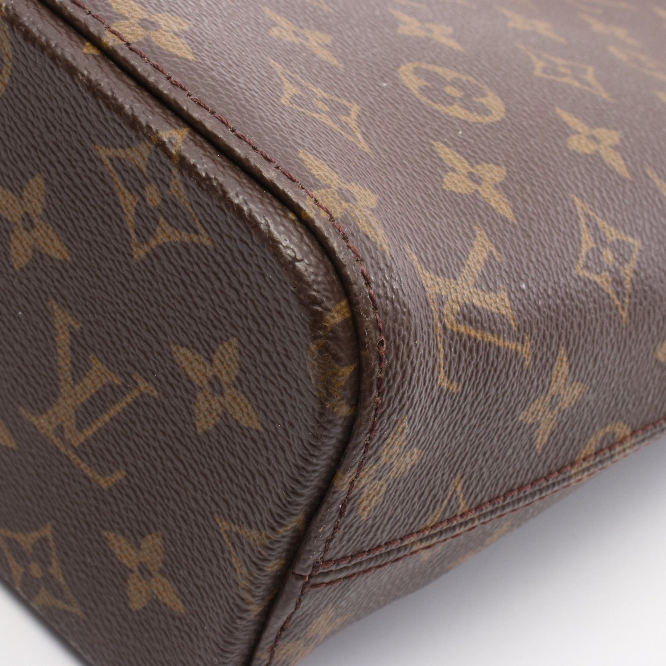 Louis Vuitton Louis Vuitton Luco Monogram Shoulder Bag Tote Leather Brown Size ONE SIZE - 9 Thumbnail
