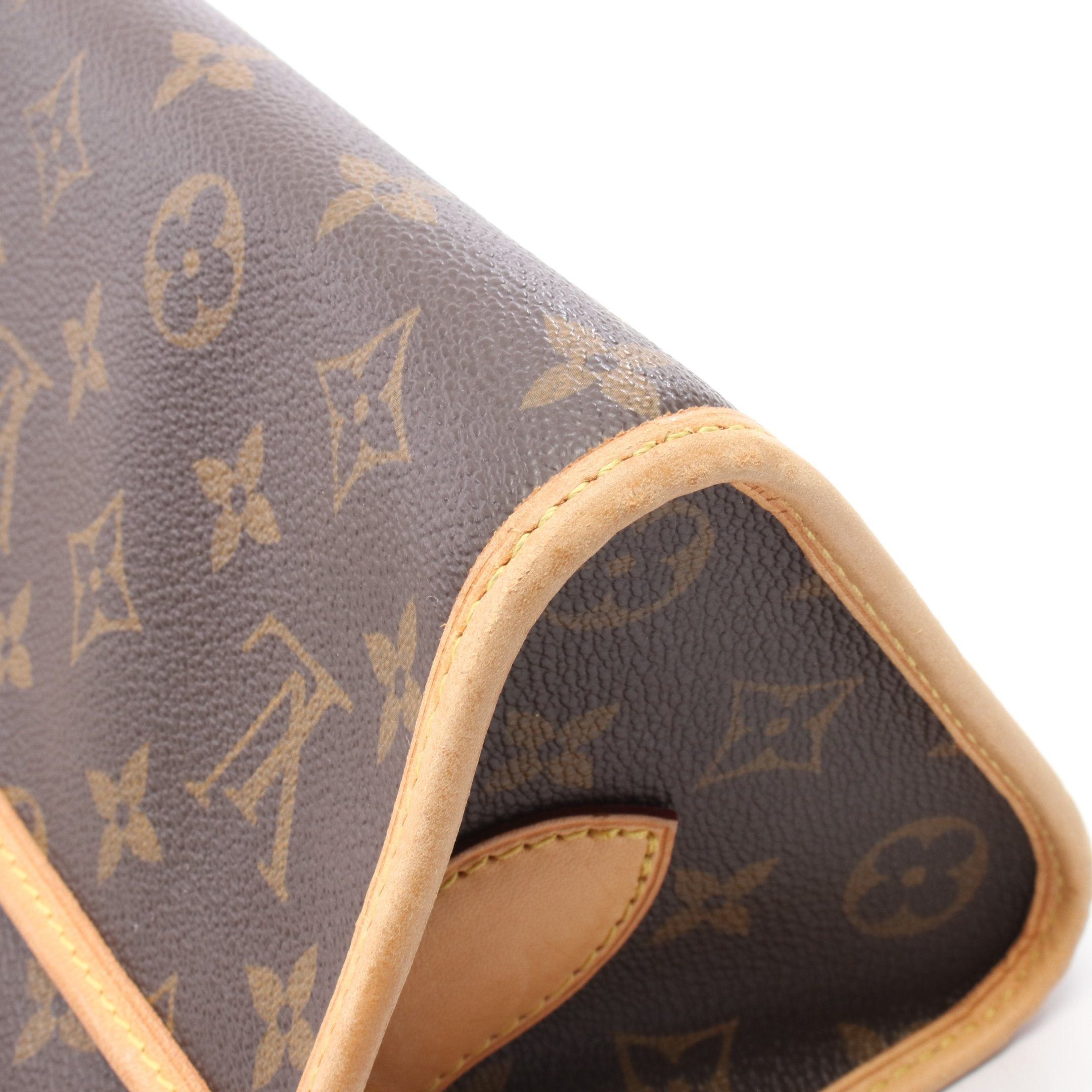 Louis Vuitton Louis Vuitton Popincourt Ron Monogram Shoulder Bag Leather Brown Size ONE SIZE - 6 Thumbnail