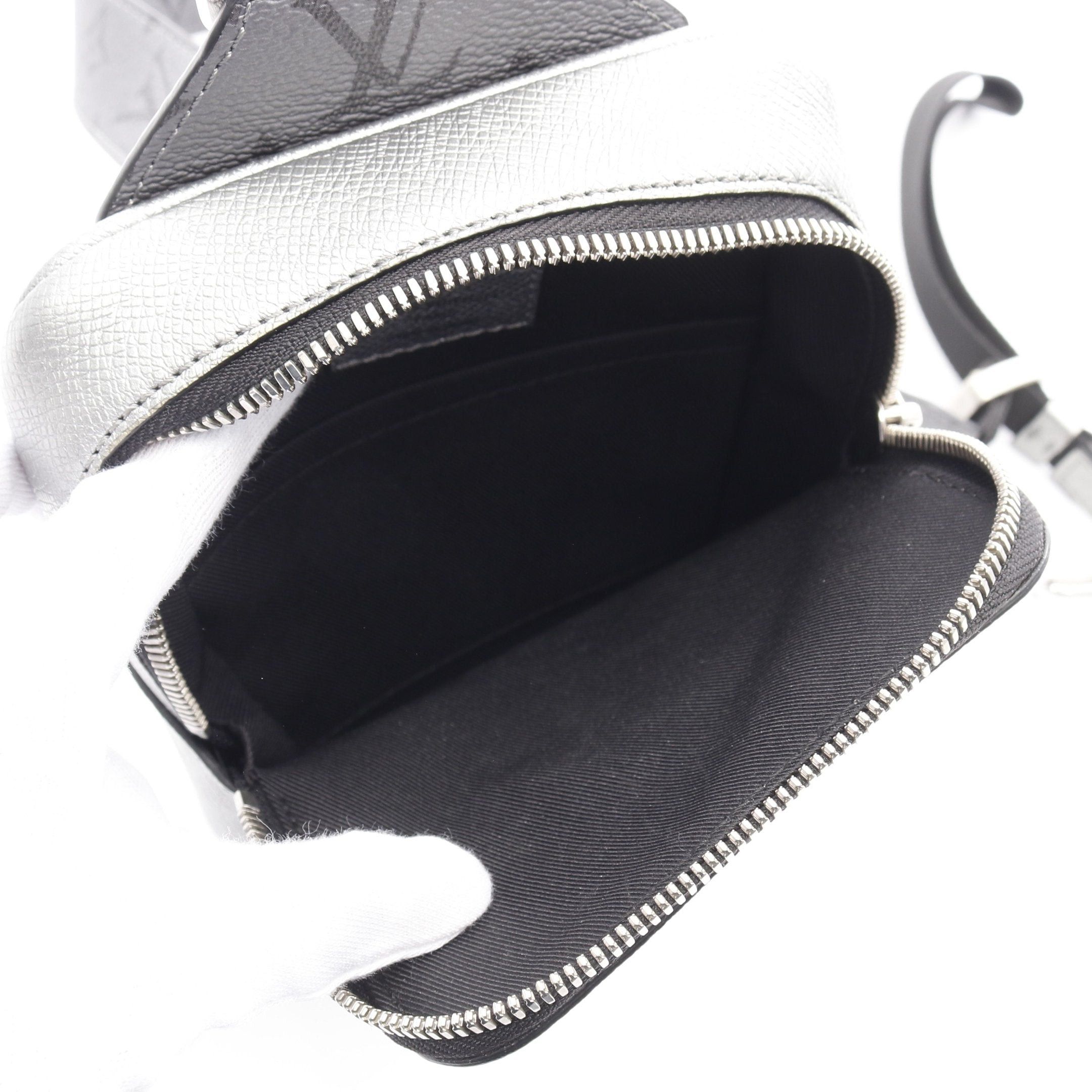 Louis Vuitton Louis Vuitton Outdoors Sling Bag Taigarama Body Leather Silver Size ONE SIZE - 3 Thumbnail