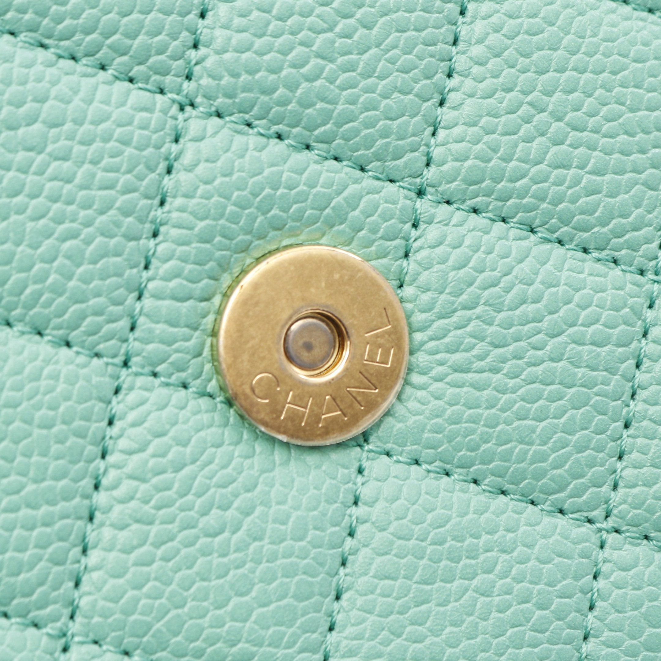 Chanel Chanel Cc Filigree Chain Shoulder Bag Caviar Skin Green Gold Hardware Size ONE SIZE - 7 Thumbnail