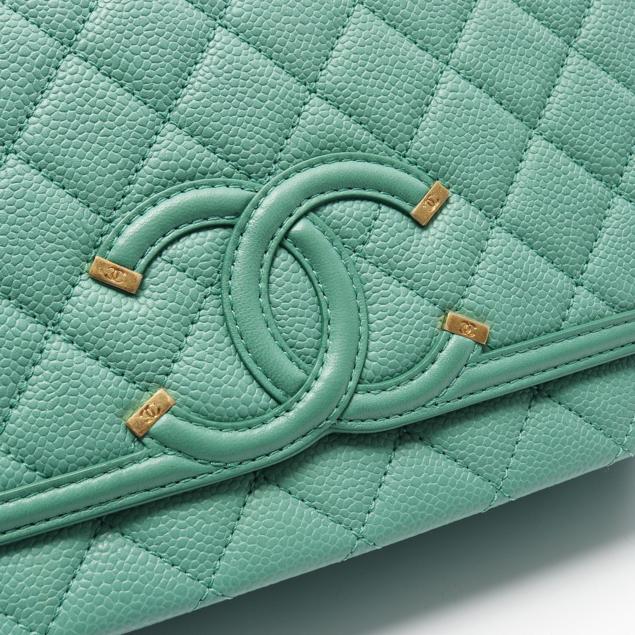 Chanel Chanel Cc Filigree Chain Shoulder Bag Caviar Skin Green Gold Hardware Size ONE SIZE - 11 Thumbnail