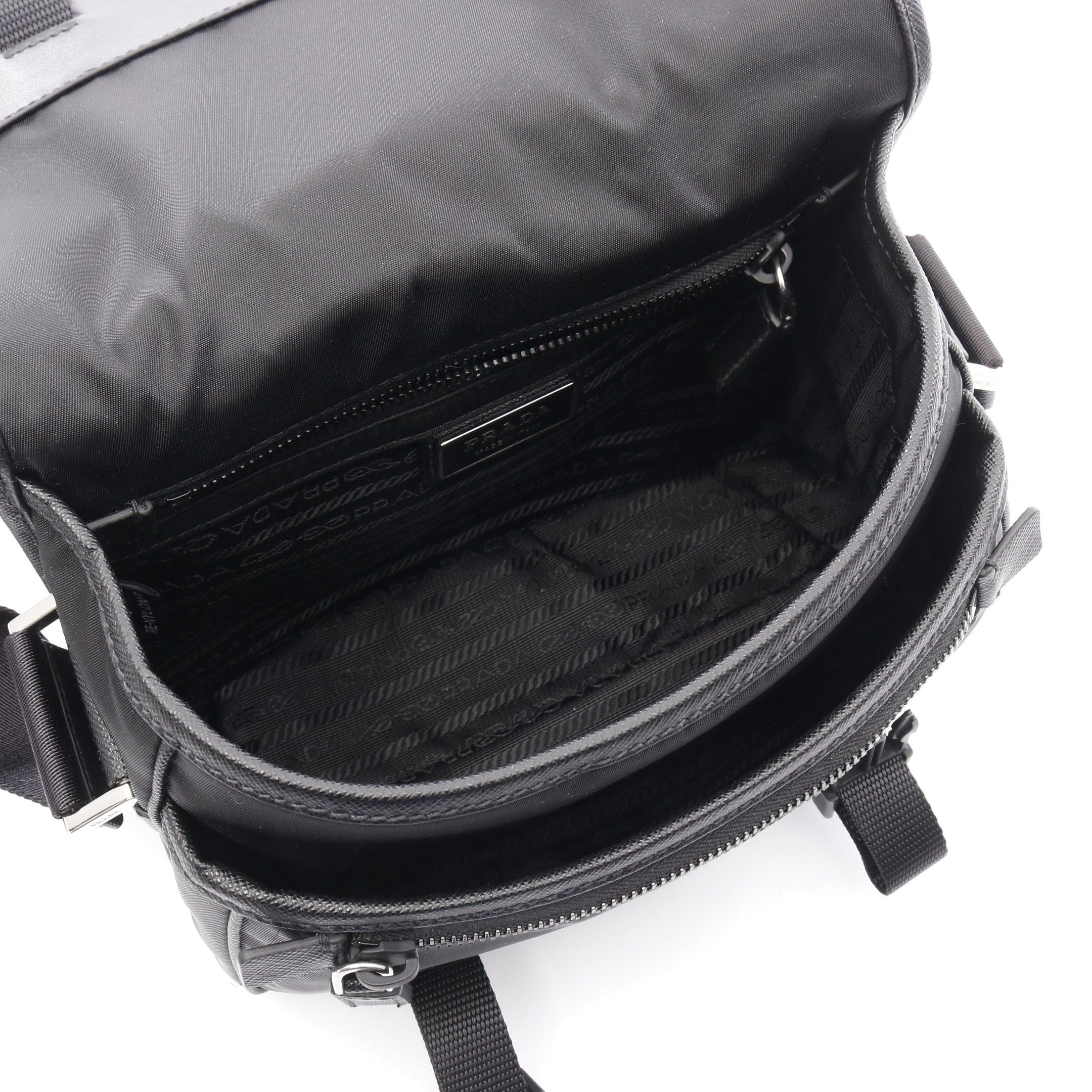 Prada Prada Re-Nylon Shoulder Bag Nylon Saffiano Leather Black Size ONE SIZE - 3 Thumbnail