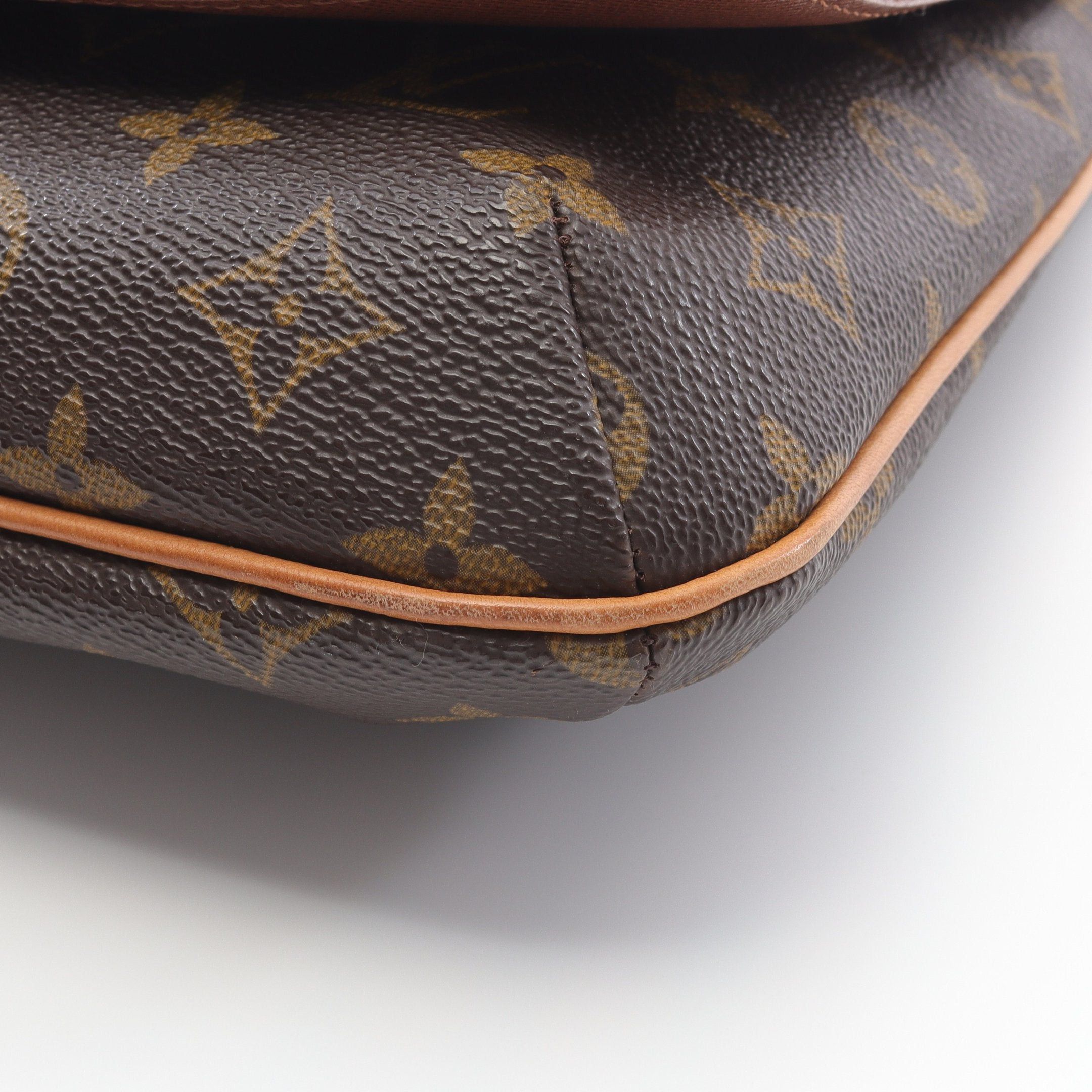 Louis Vuitton Louis Vuitton Musette Tango Short Strap Monogram Shoulder Bag Leather Brown Size ONE SIZE - 8 Thumbnail