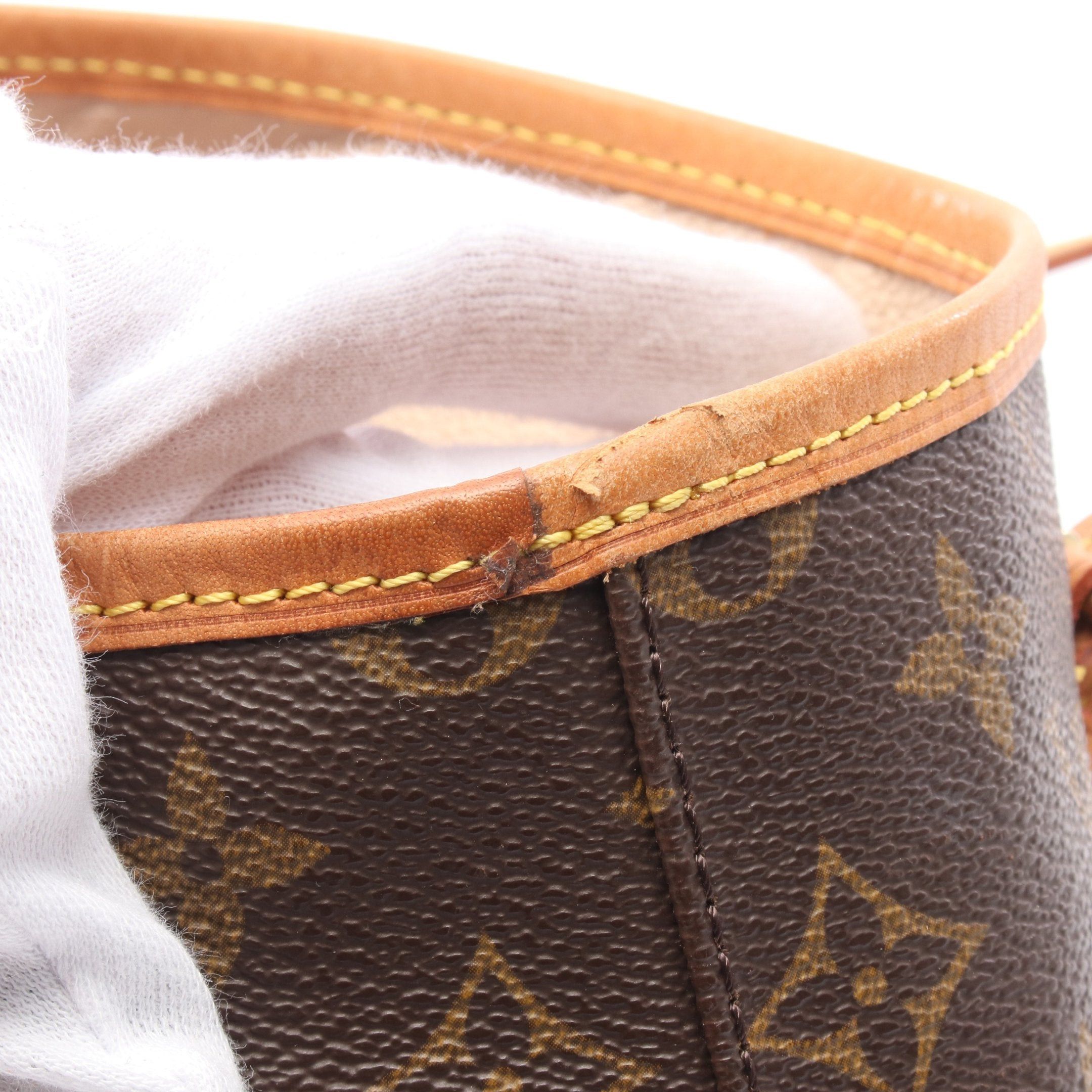 Louis Vuitton Louis Vuitton Bucket Pm Monogram Handbag Leather Brown Size ONE SIZE - 6 Thumbnail