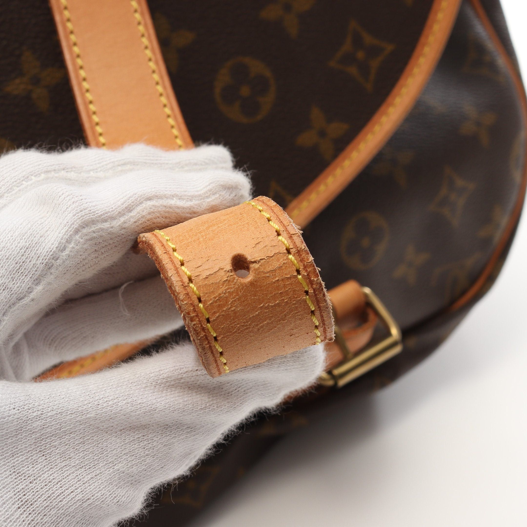 Louis Vuitton Louis Vuitton Saumur 43 Monogram Shoulder Bag Leather Brown Size ONE SIZE - 8 Thumbnail