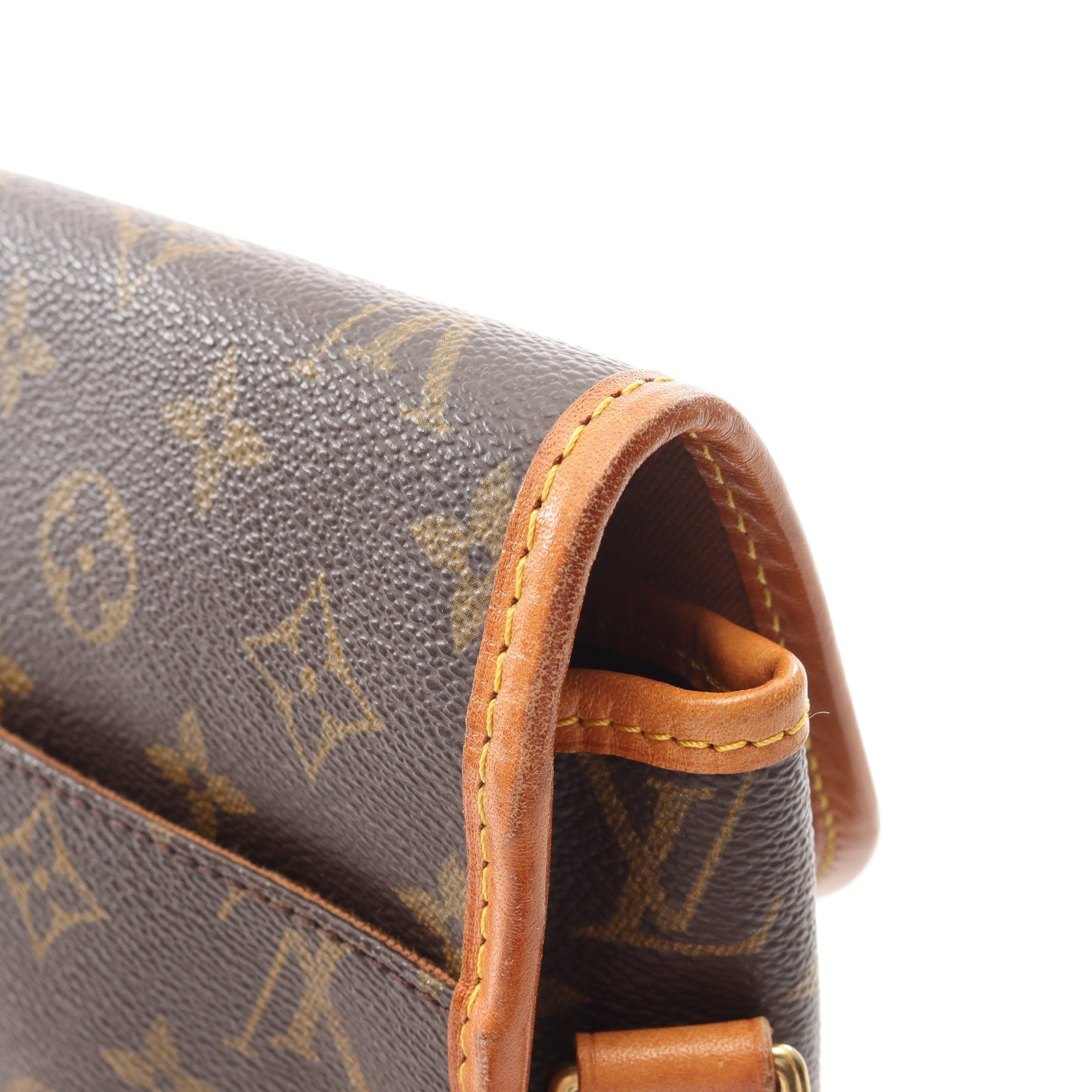 Louis Vuitton Louis Vuitton Gibeciere Mm Monogram Shoulder Bag Leather Brown Size ONE SIZE - 7 Thumbnail