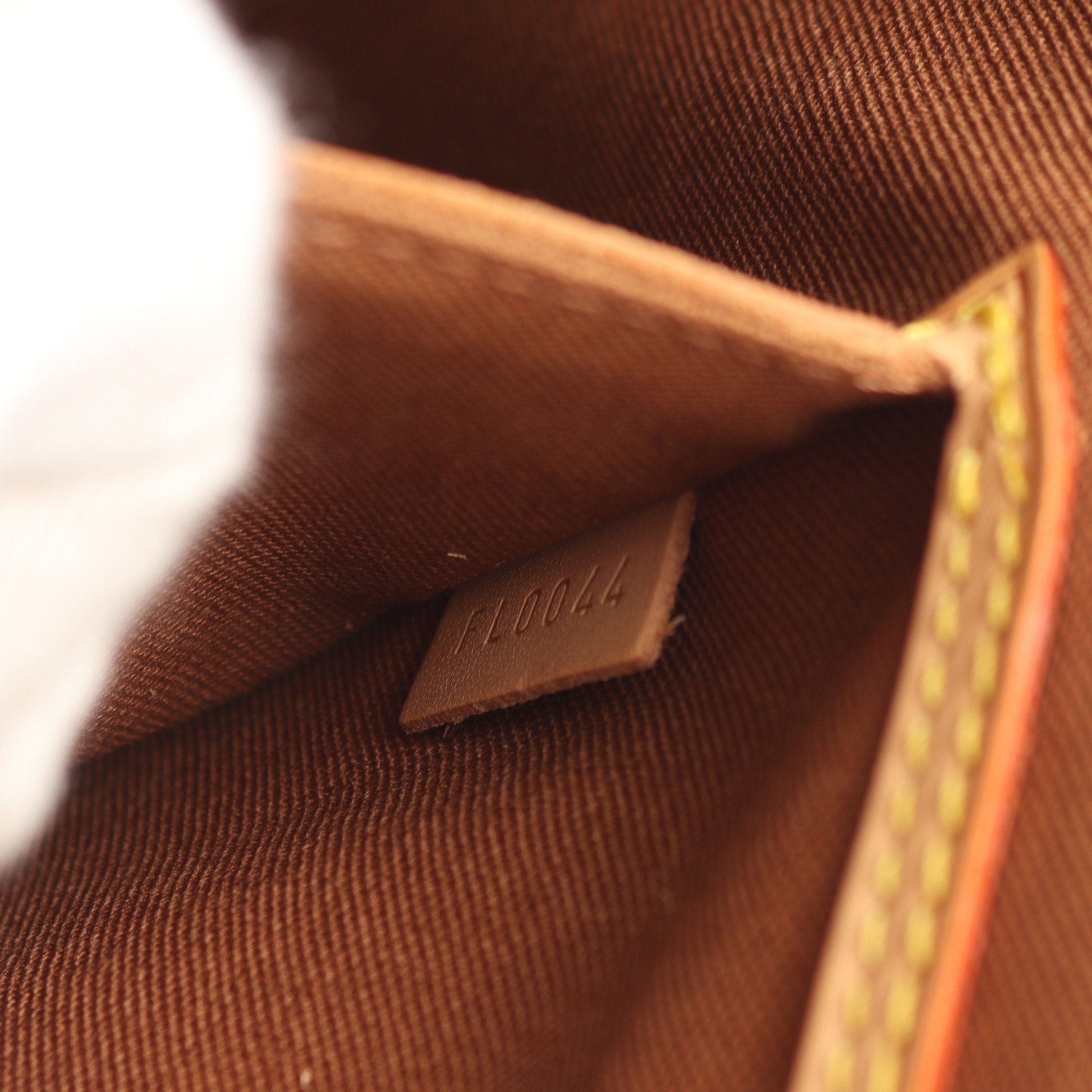 Louis Vuitton Louis Vuitton Alma Pm Monogram Handbag Leather Brown Size ONE SIZE - 5 Thumbnail