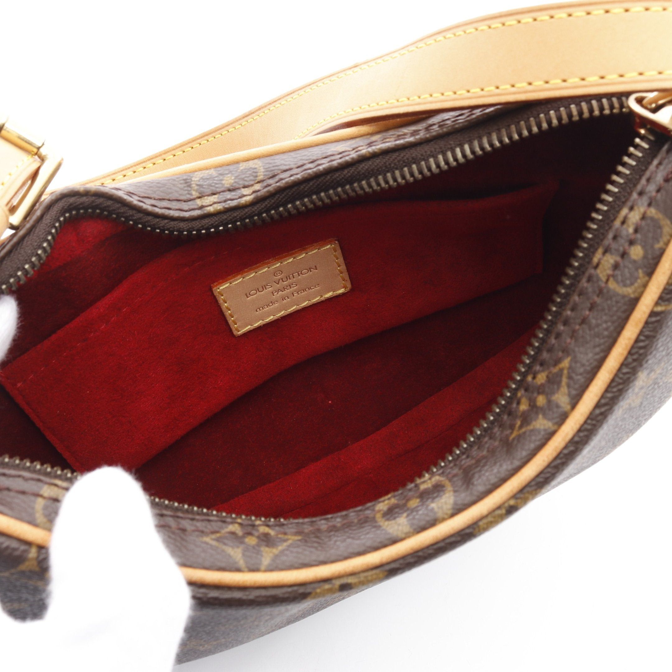 Louis Vuitton Louis Vuitton Pochette Croissant Monogram Shoulder Bag Leather Brown Size ONE SIZE - 3 Thumbnail
