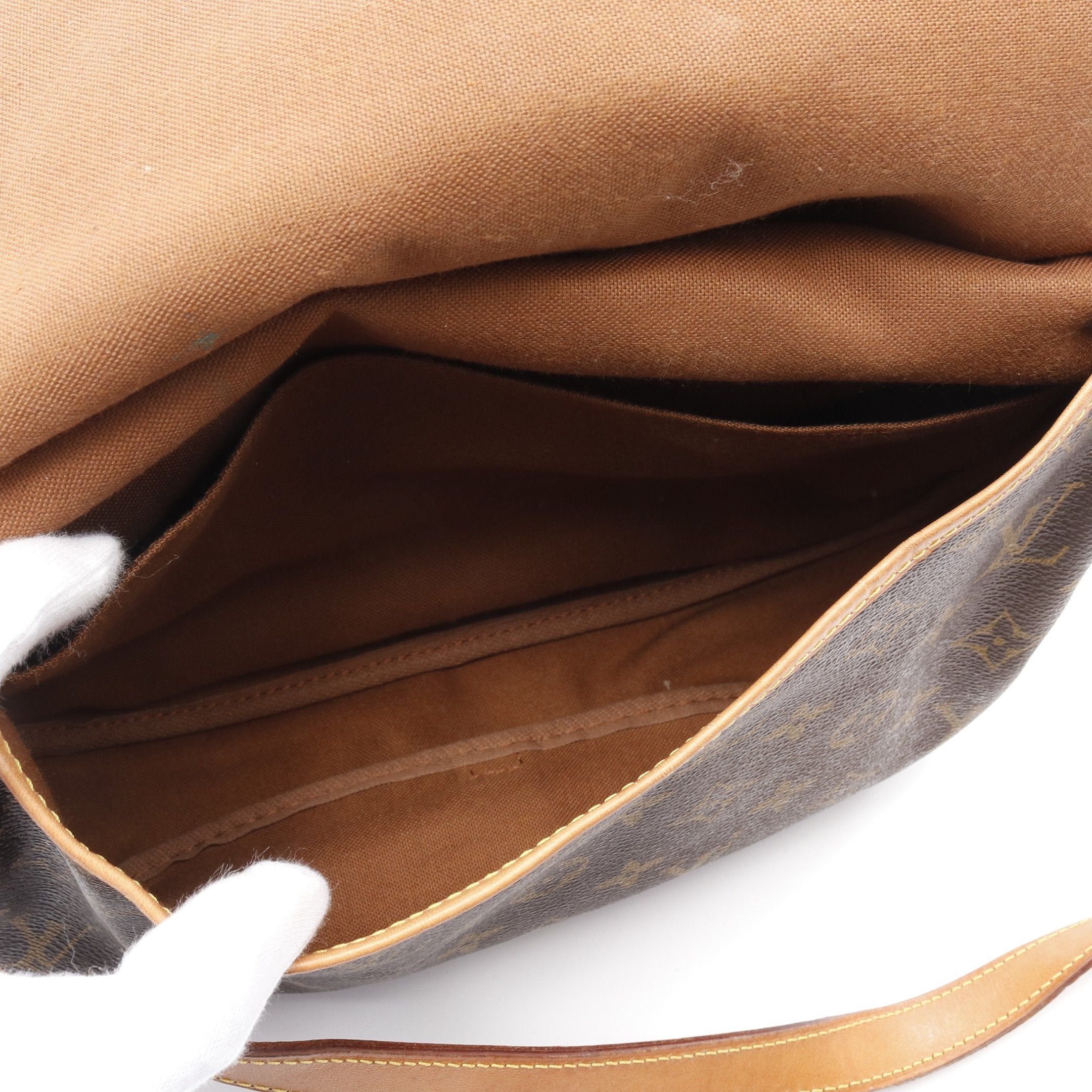 Louis Vuitton Louis Vuitton Saumur 30 Monogram Shoulder Bag Leather Brown Size ONE SIZE - 4 Thumbnail
