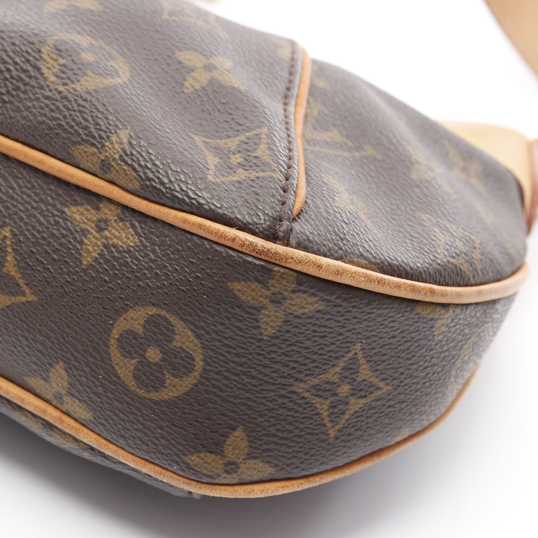Louis Vuitton Louis Vuitton Thames Pm Monogram Shoulder Bag Leather Brown Size ONE SIZE - 11 Thumbnail