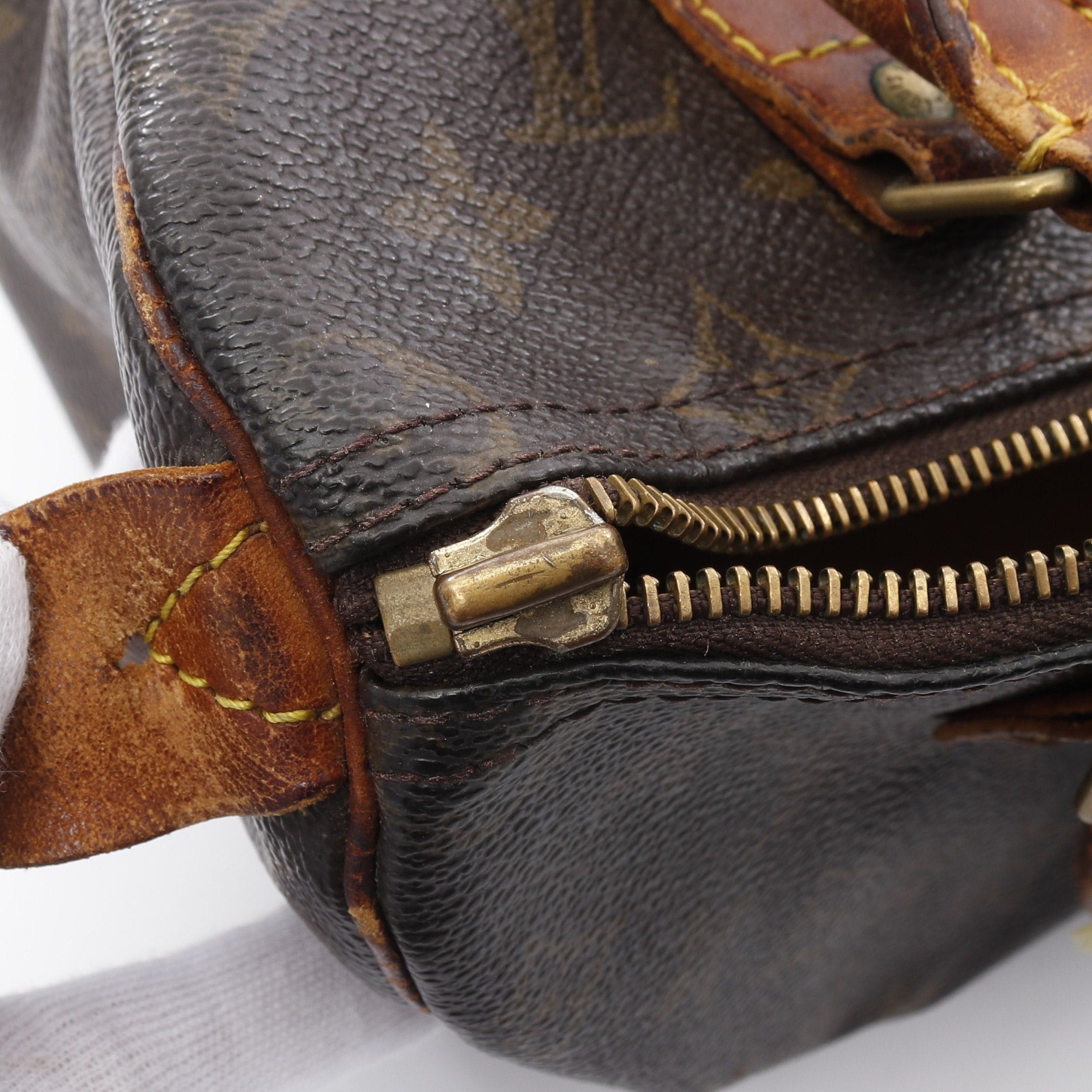 Louis Vuitton Louis Vuitton Speedy 25 Monogram Handbag Leather Brown Size ONE SIZE - 8 Thumbnail