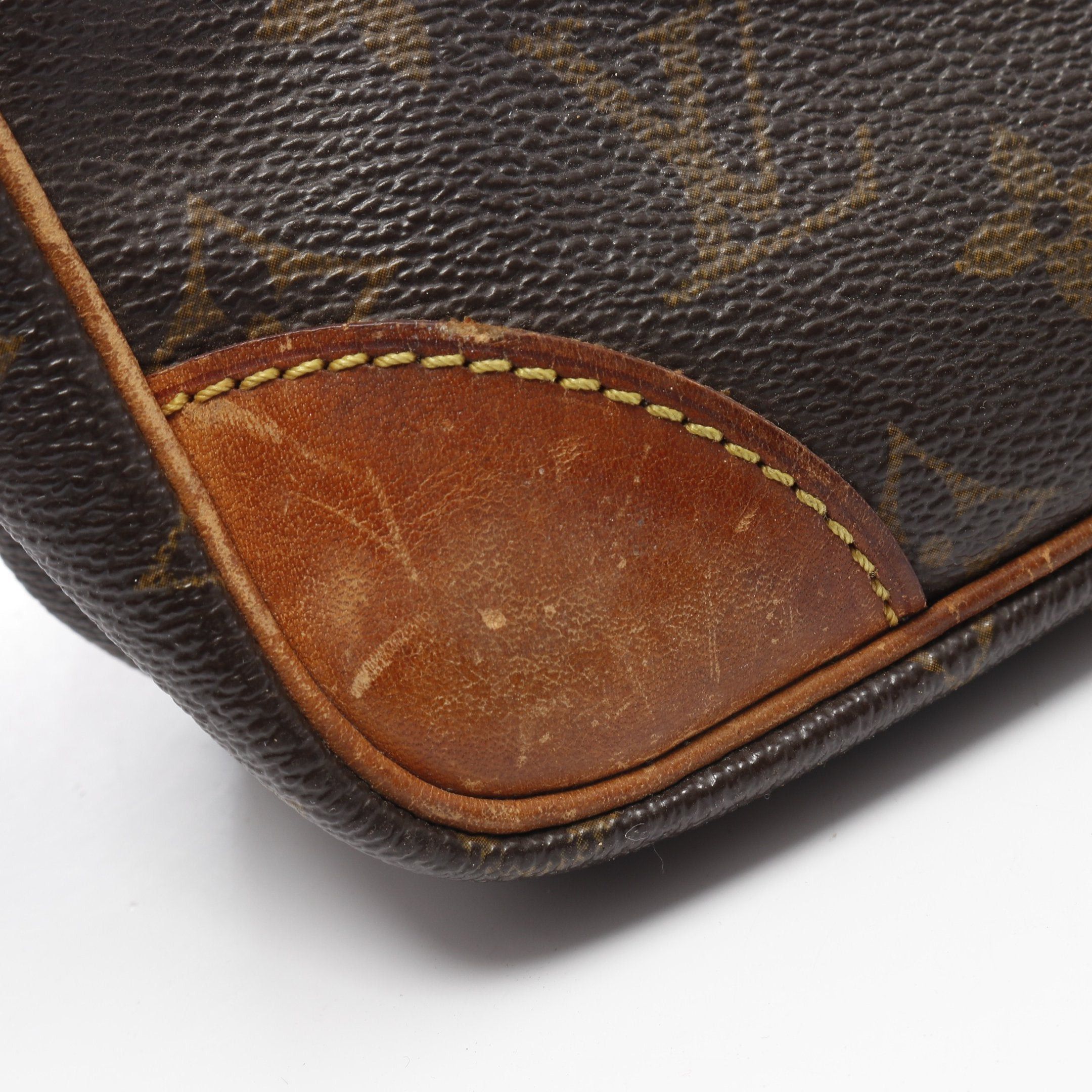 Louis Vuitton Louis Vuitton Trocadero 27 Monogram Shoulder Bag Leather Brown Size ONE SIZE - 14 Thumbnail