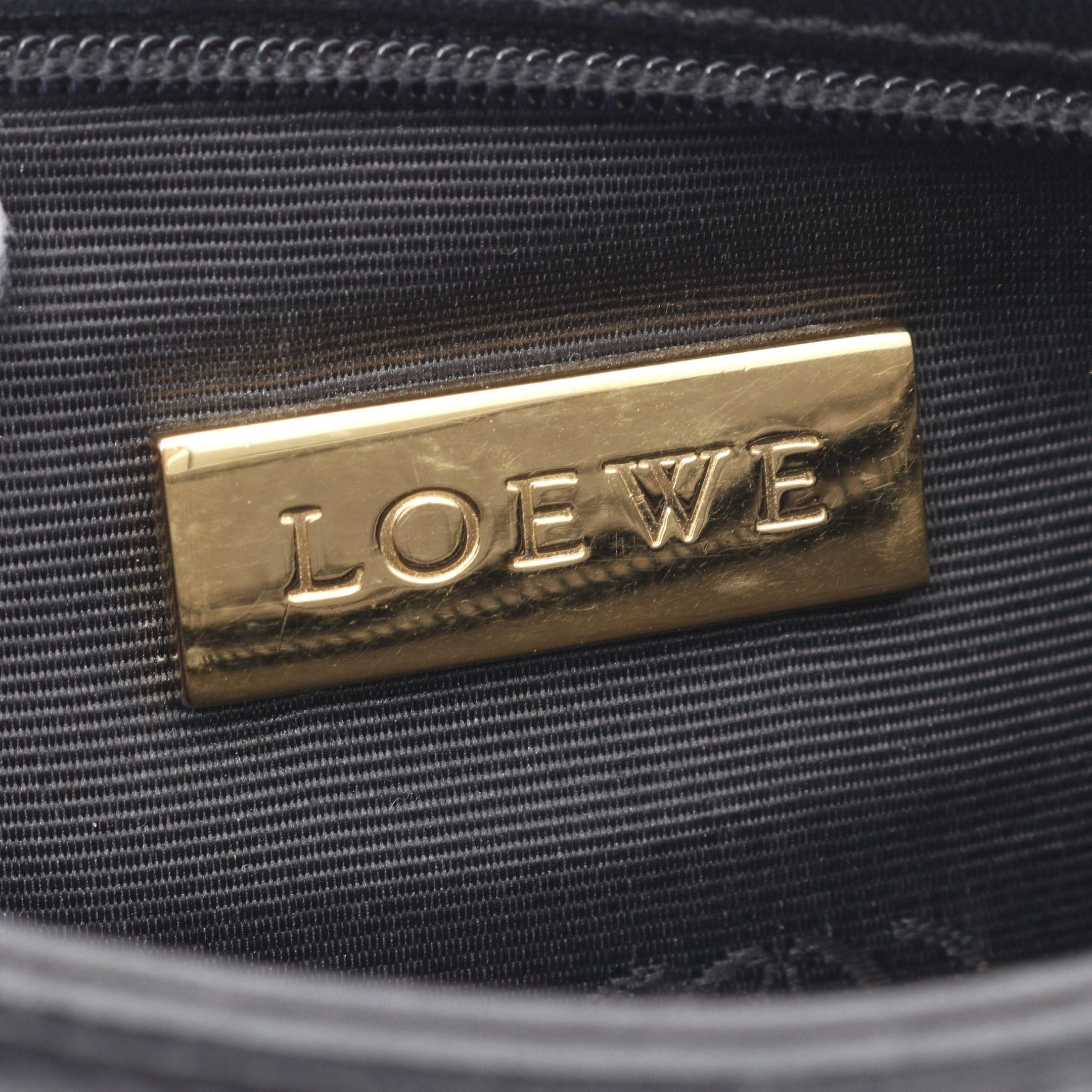 Loewe Loewe Anagram Sacoche Shoulder Bag Leather Black Size ONE SIZE - 4 Thumbnail