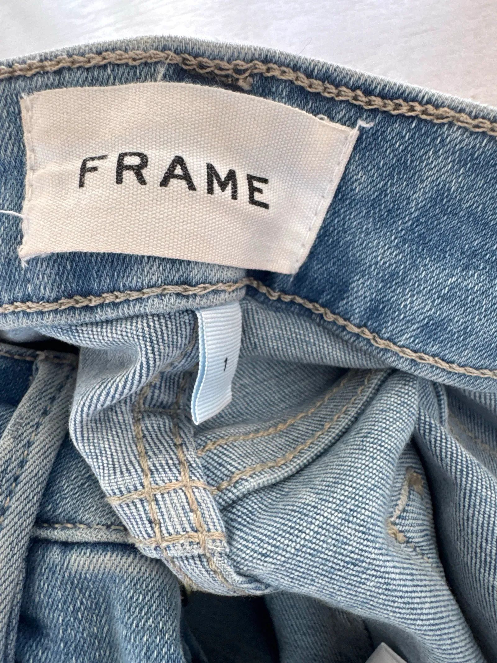 Frame Frame Le one crop mini boot Jeans Size 27" / US 4 / IT 40 - 3 Thumbnail