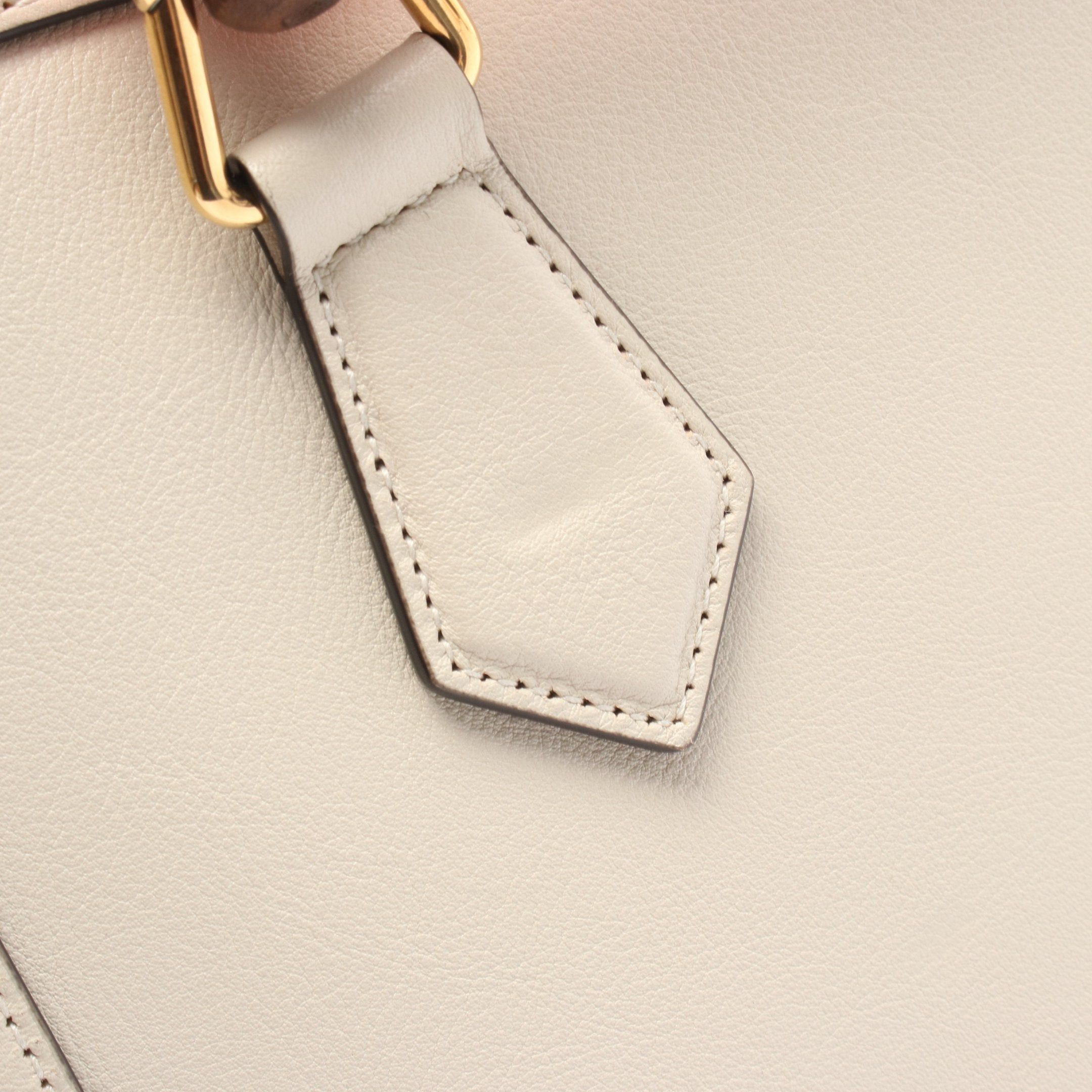 Gucci Gucci Diana Handbag Leather Ivory Size ONE SIZE - 9 Thumbnail