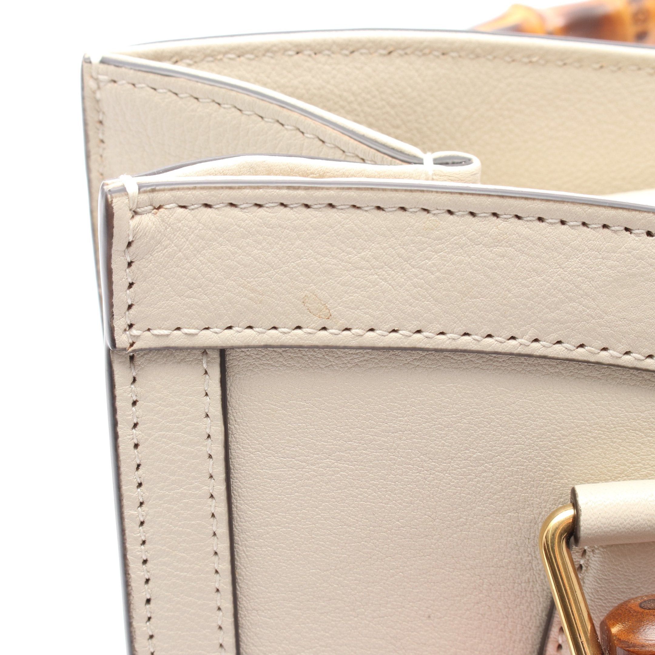 Gucci Gucci Diana Handbag Leather Ivory Size ONE SIZE - 6 Thumbnail