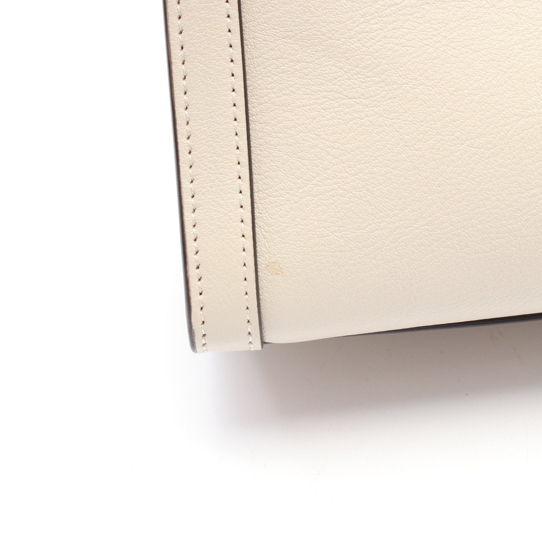 Gucci Gucci Diana Handbag Leather Ivory Size ONE SIZE - 7 Thumbnail