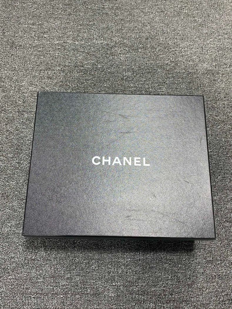 Chanel Black Patent Leather Loafers with Gold Logo Size US 10 / EU 43 - 8 Thumbnail