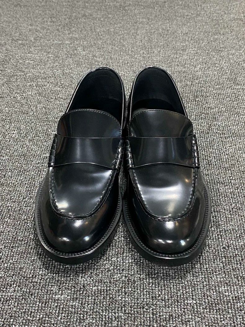 Chanel Black Patent Leather Loafers with Gold Logo Size US 10 / EU 43 - 4 Thumbnail