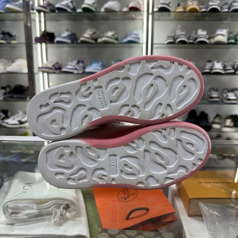 Alexander McQueen Alexander McQueen White Pink Sneakers Size 36 Size US 7 / IT 37 - 7 Thumbnail