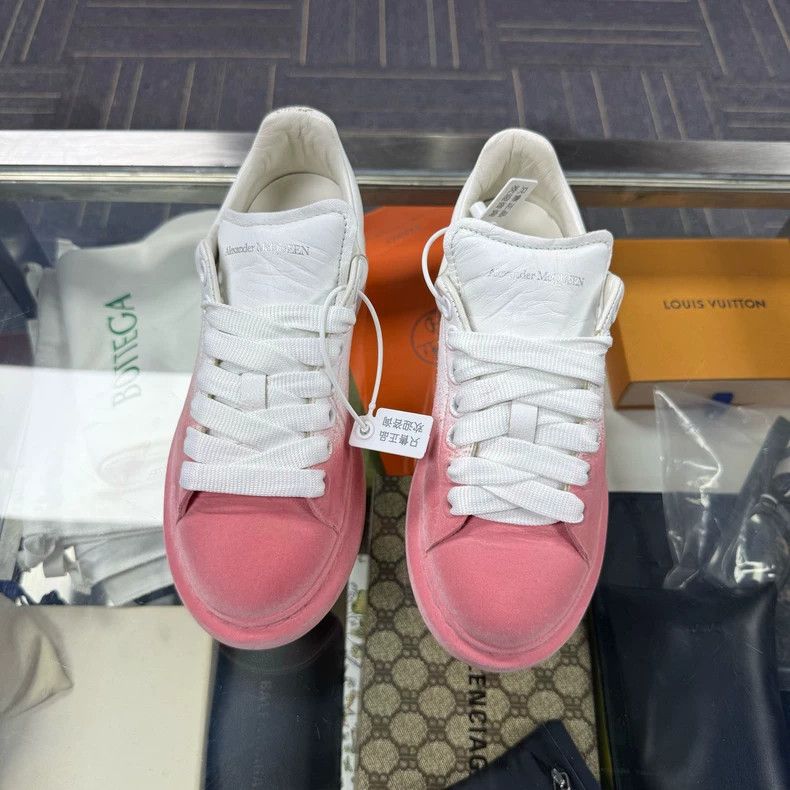 Alexander McQueen Alexander McQueen White Pink Sneakers Size 36 Size US 7 / IT 37 - 2 Thumbnail