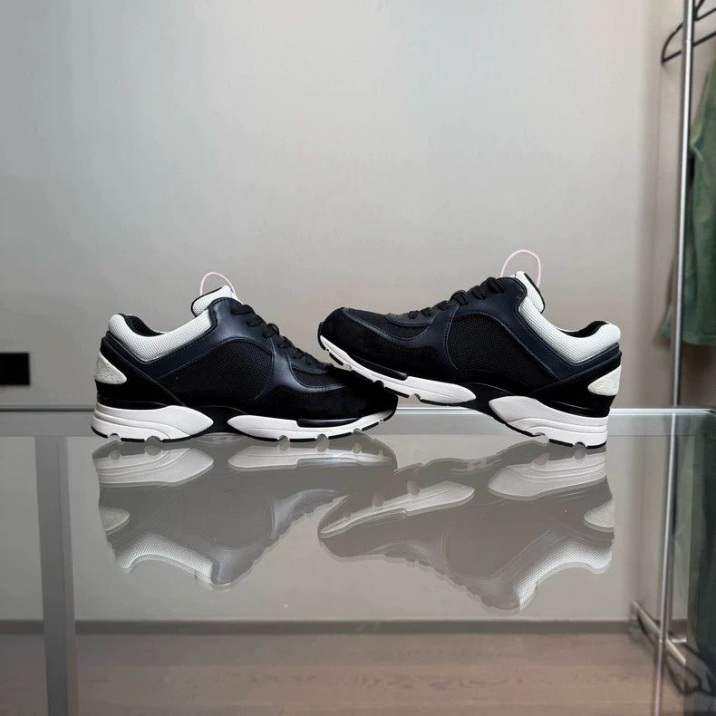 Chanel Chanel Black and White Panda Sneakers Size 37.5 Size US 7 / IT 37 - 4 Thumbnail